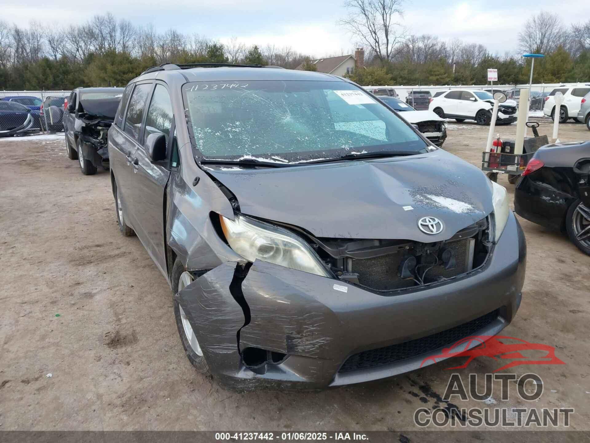 TOYOTA SIENNA 2012 - 5TDKK3DC5CS184085