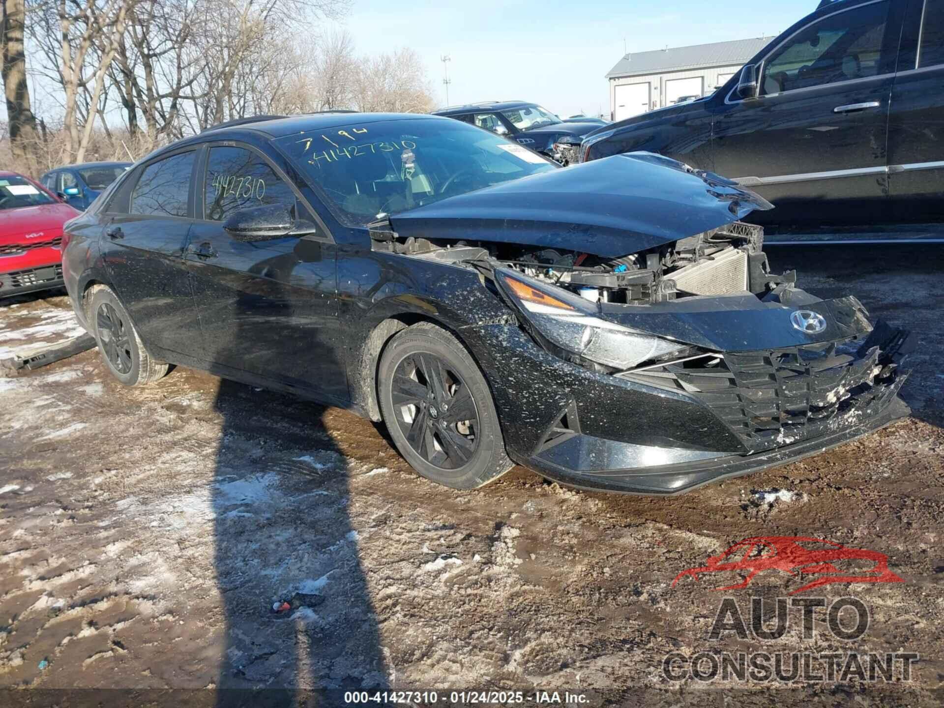 HYUNDAI ELANTRA 2023 - KMHLM4AG4PU414840