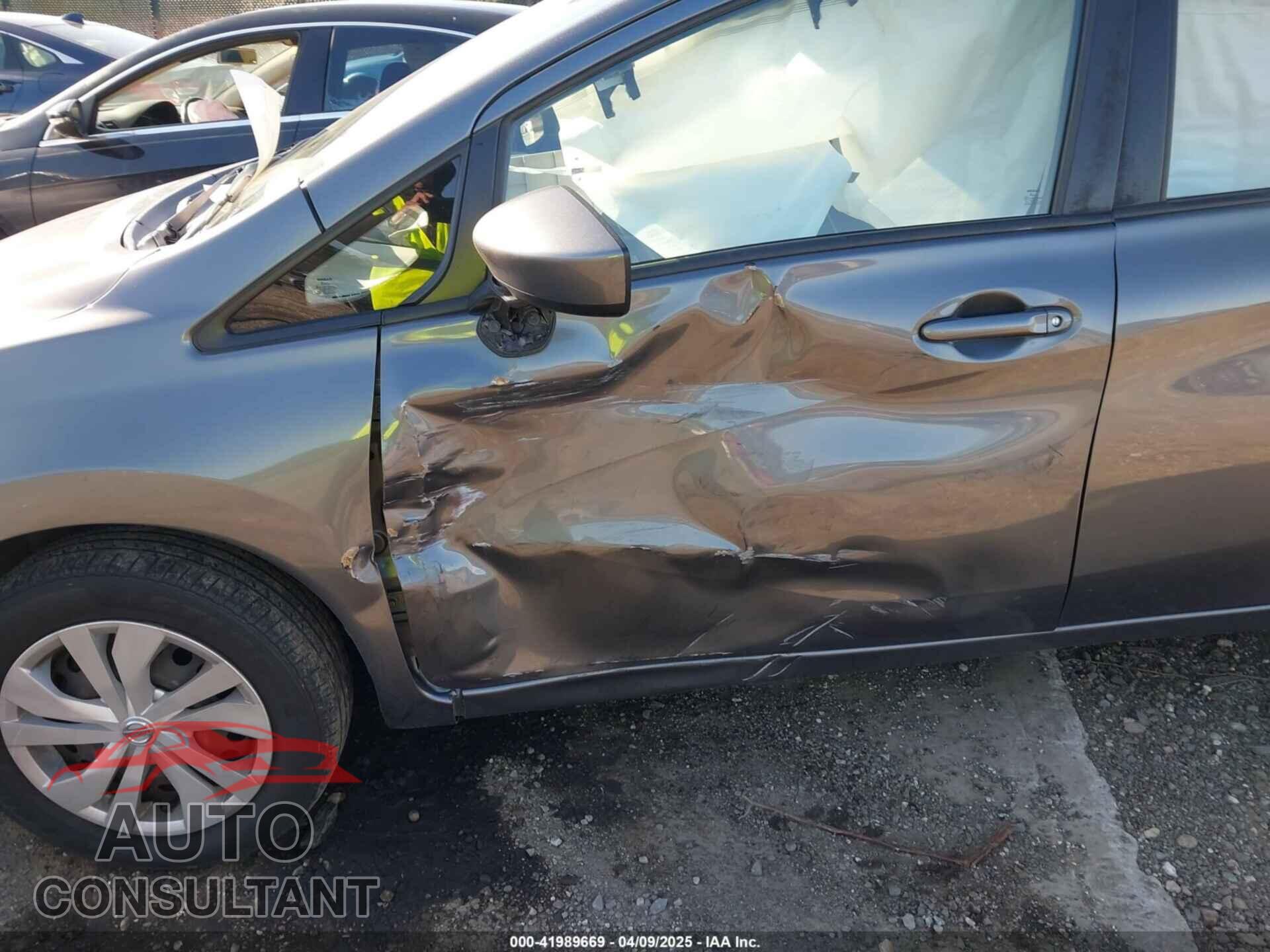 NISSAN VERSA NOTE 2019 - 3N1CE2CP8KL360435