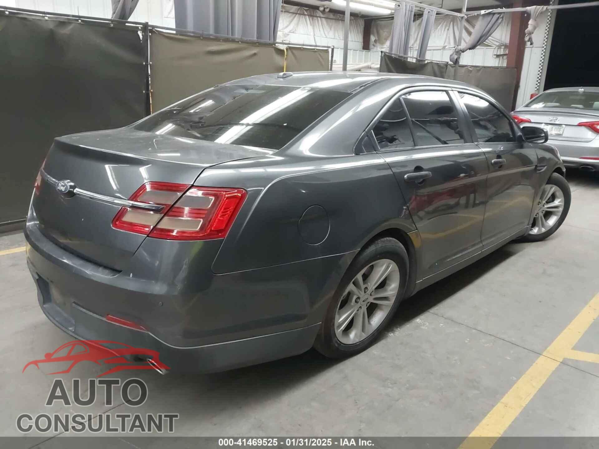 FORD TAURUS 2016 - 1FAHP2E84GG141718