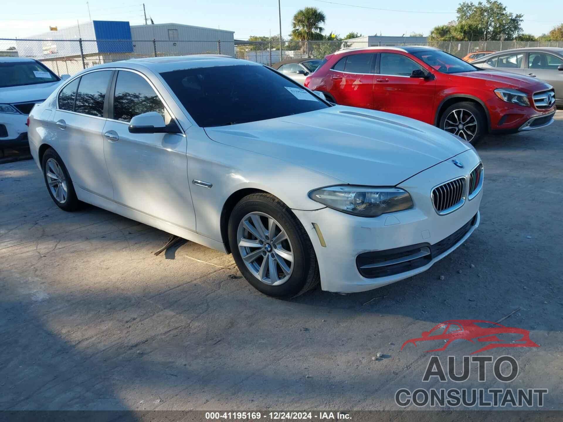 BMW 528I 2014 - WBA5A5C53ED501923