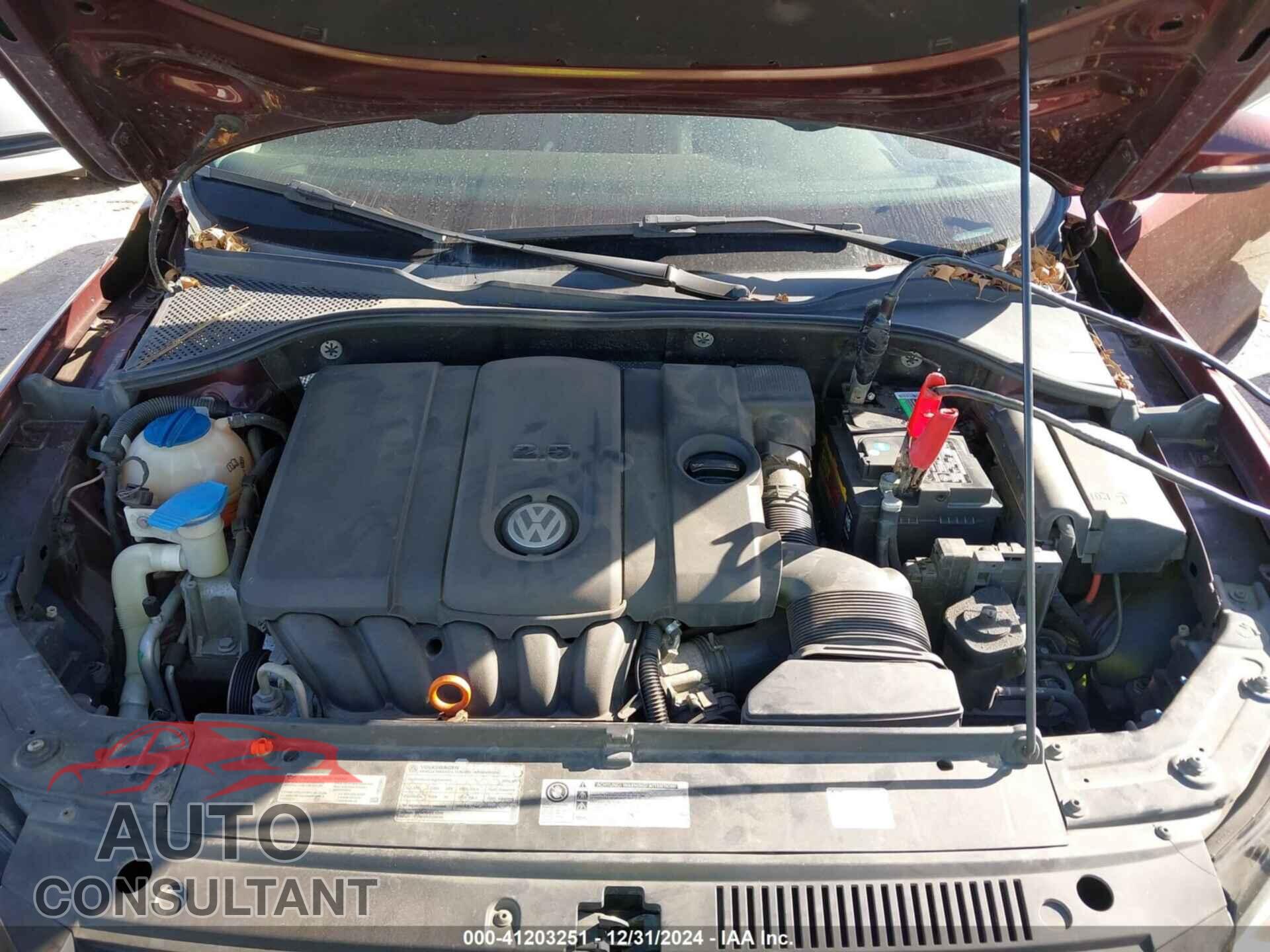 VOLKSWAGEN PASSAT 2012 - 1VWAP7A39CC032978