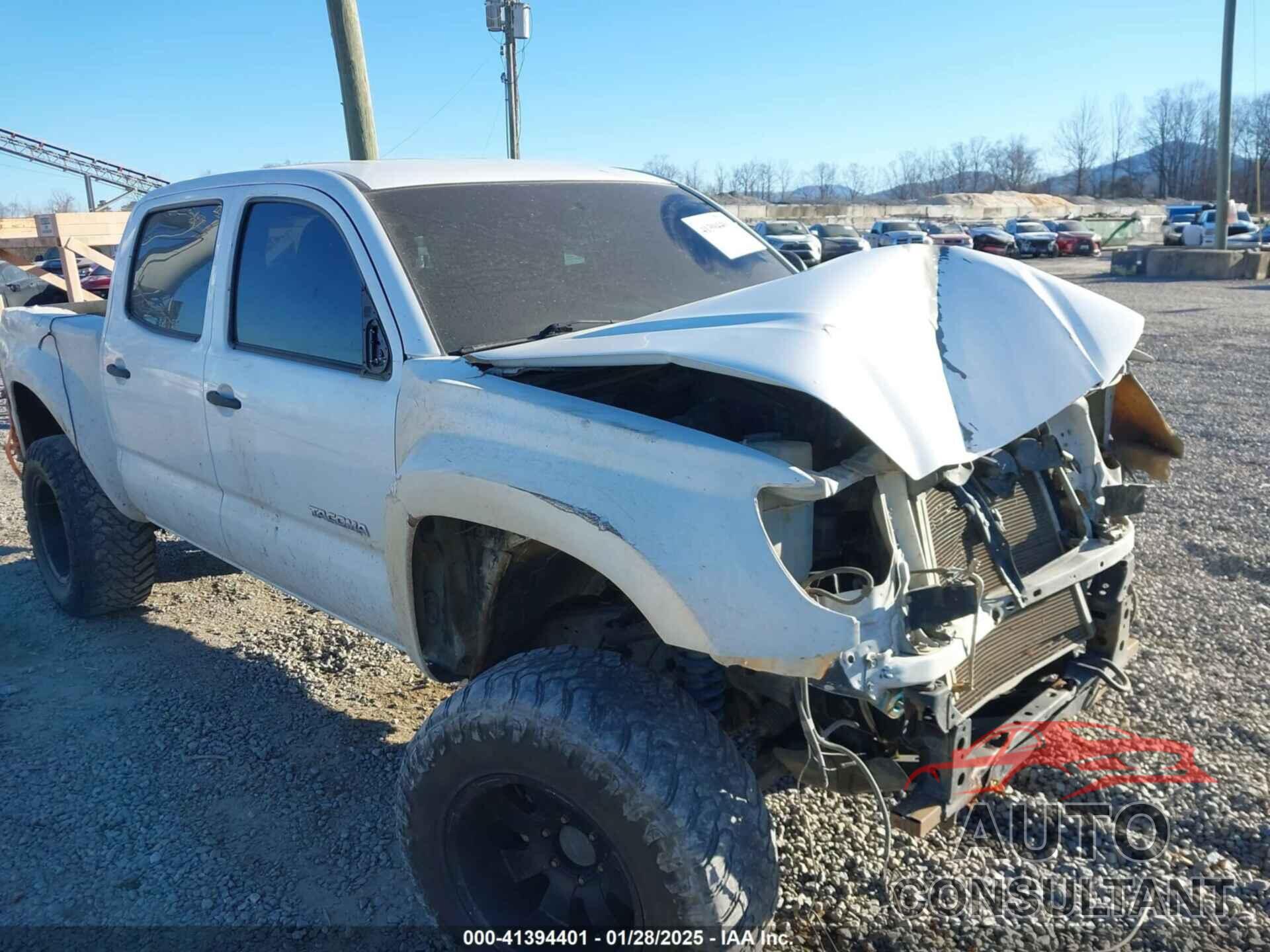 TOYOTA TACOMA 2015 - 5TFLU4EN4FX143384