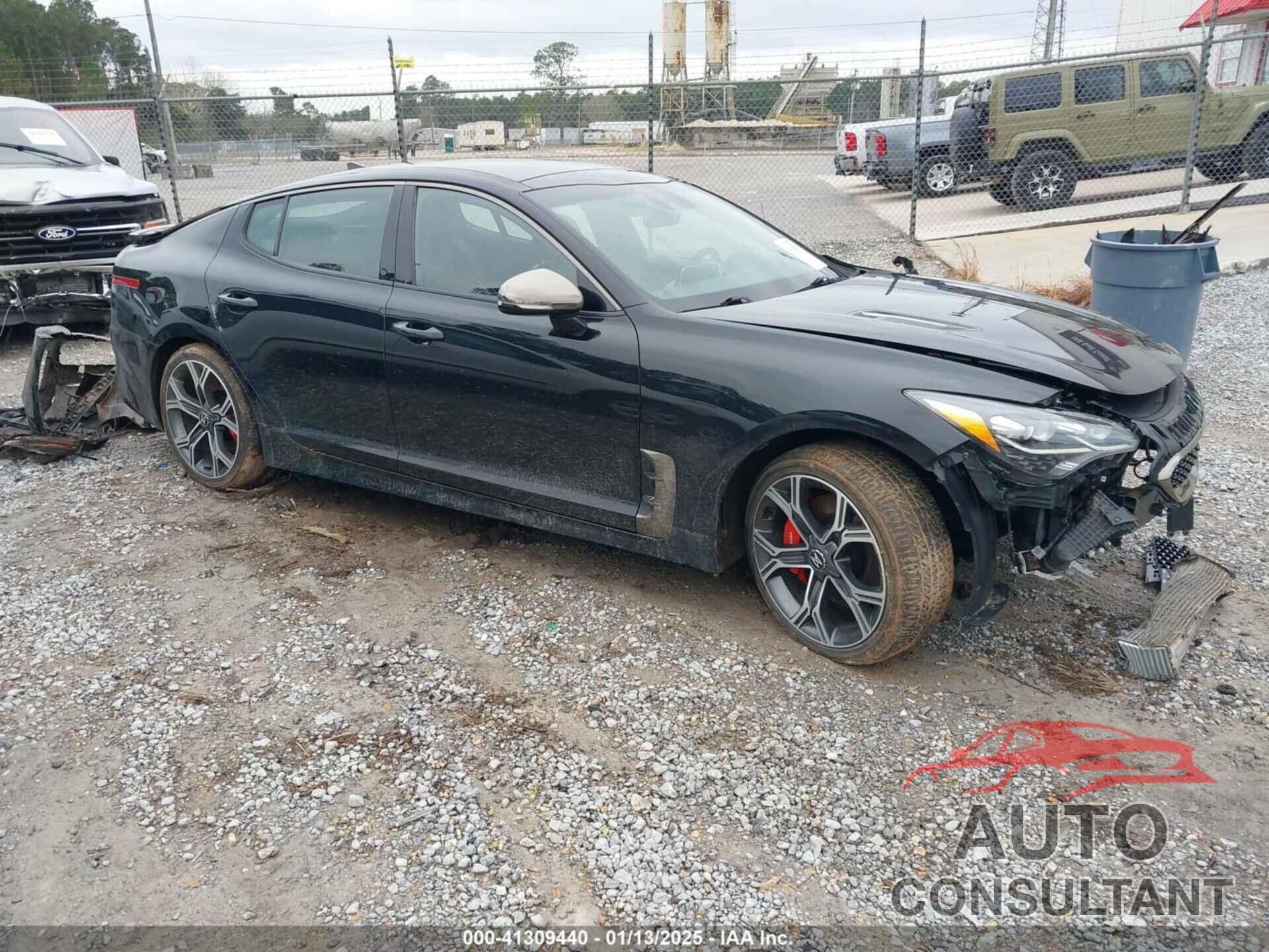 KIA STINGER 2018 - KNAE55LC4J6013081