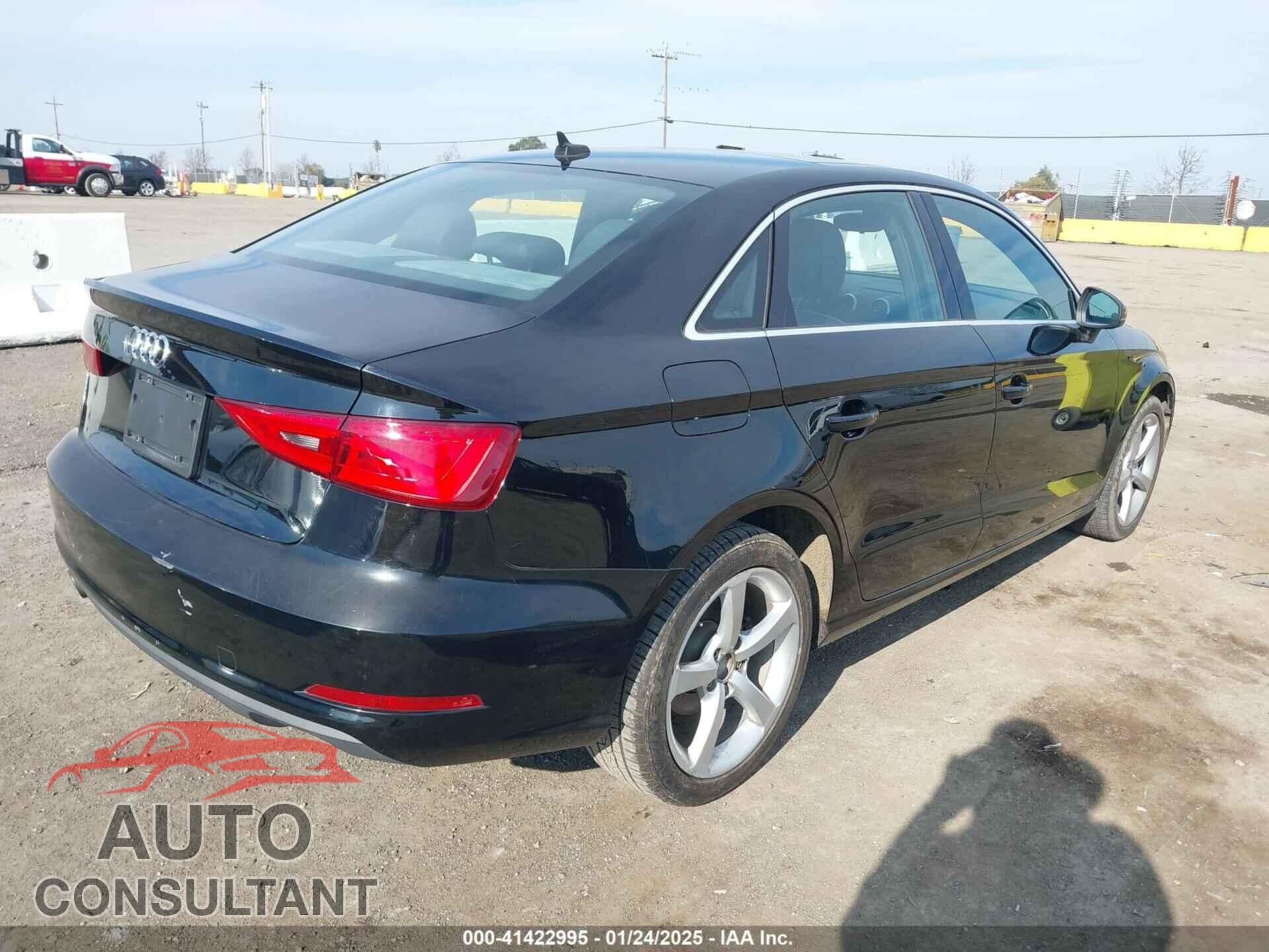 AUDI A3 2015 - WAUACGFF5F1014718