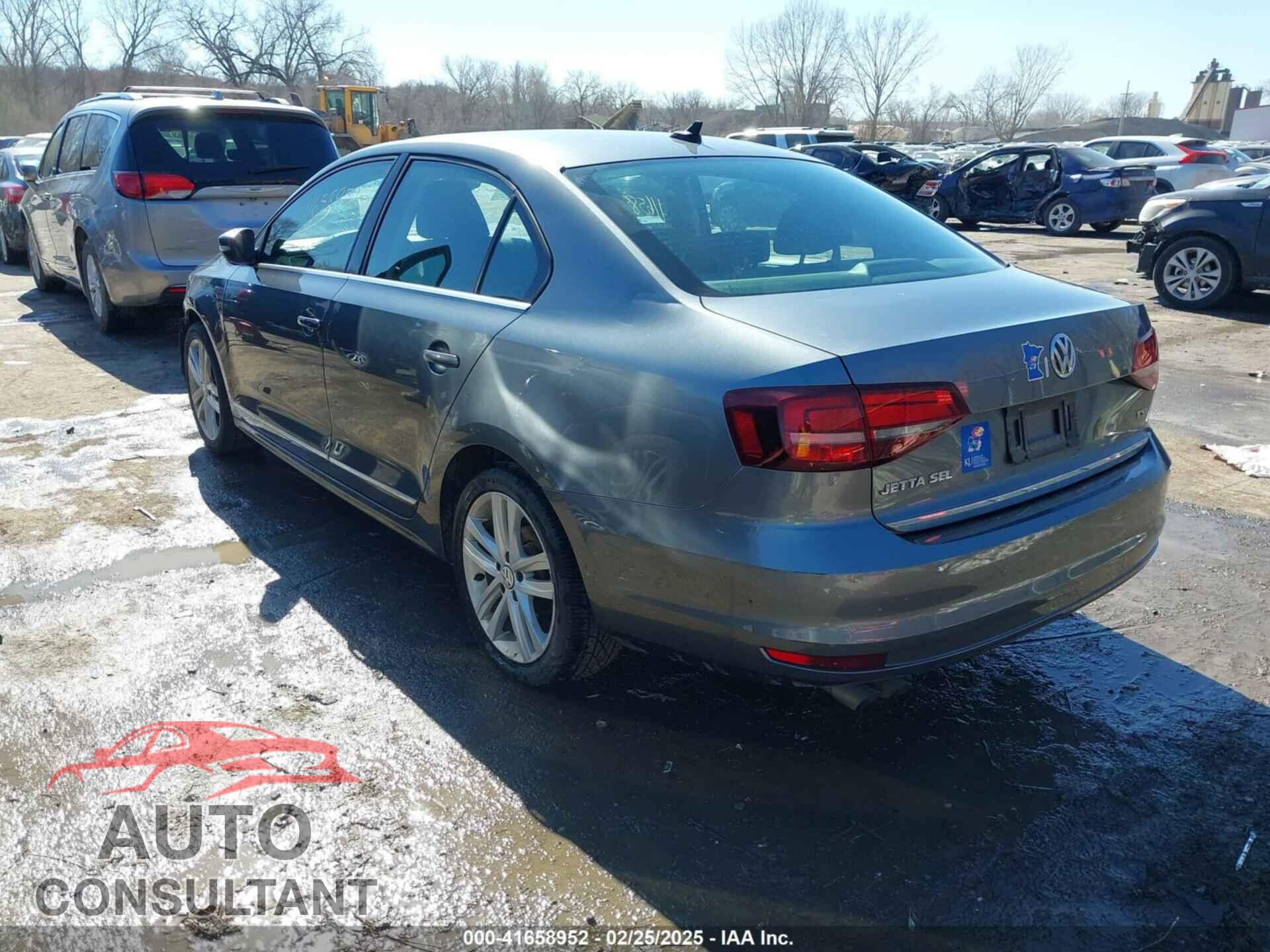 VOLKSWAGEN JETTA 2017 - 3VWL17AJ4HM399110