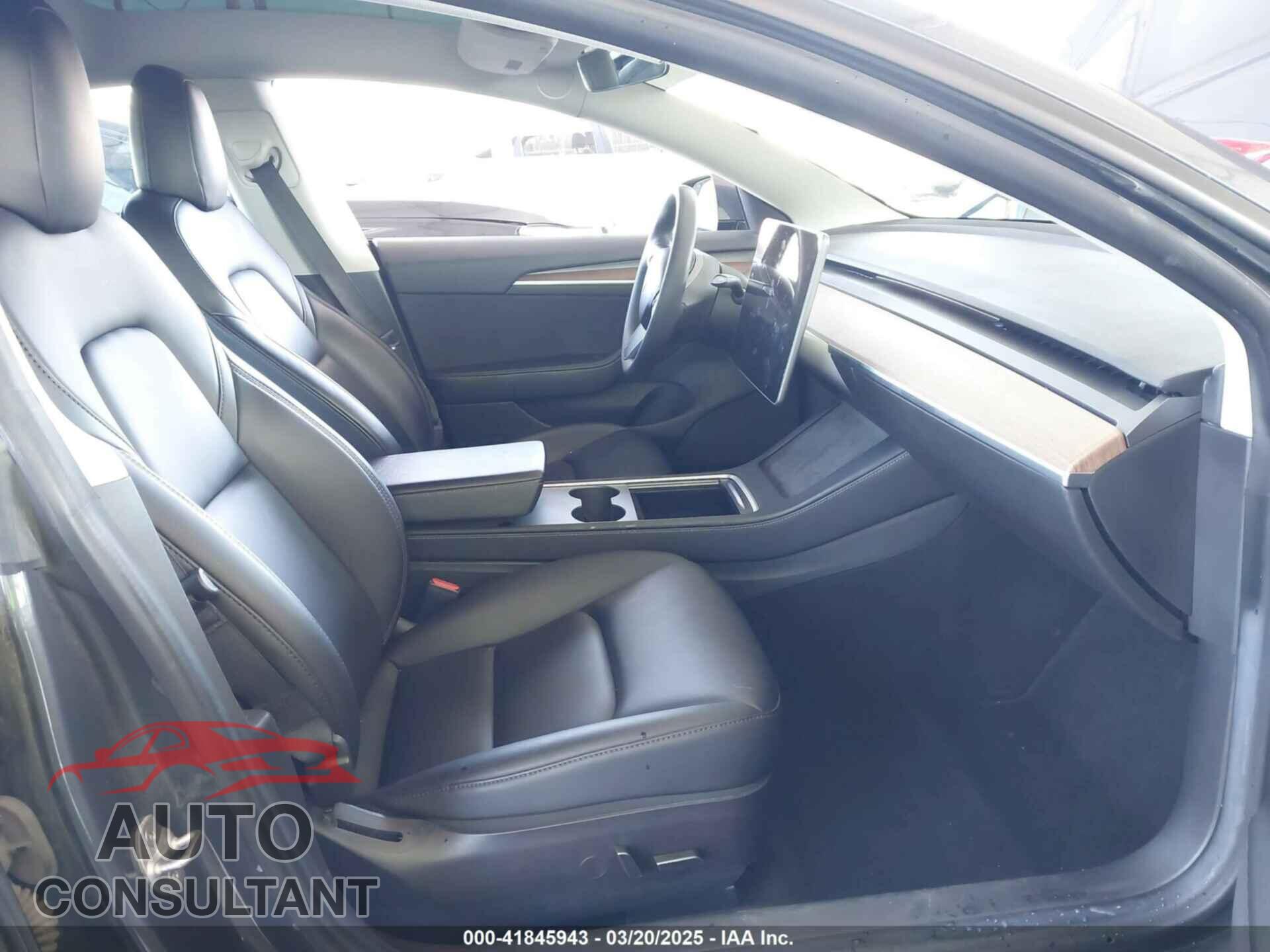 TESLA MODEL 3 2022 - 5YJ3E1EB5NF126104