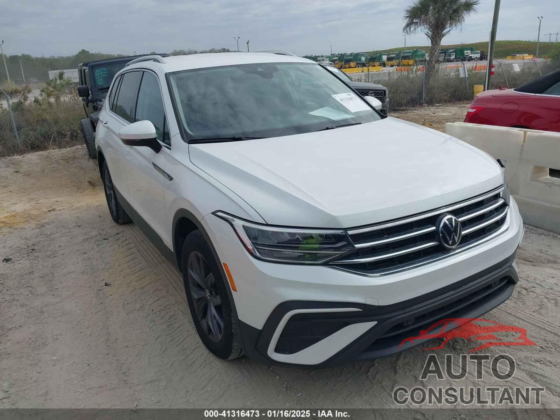 VOLKSWAGEN TIGUAN 2023 - 3VV3B7AX9PM003760