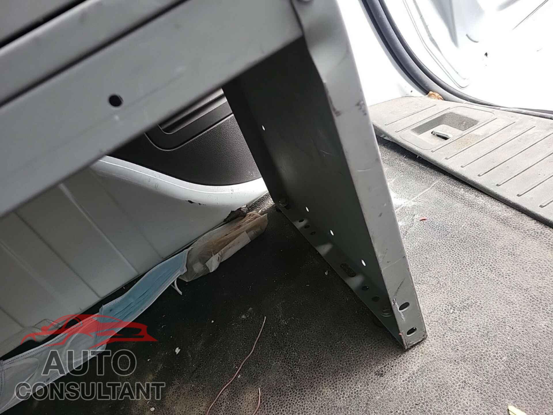 FORD TRANSIT CONNECT 2020 - NM0LS7E2XL1479680
