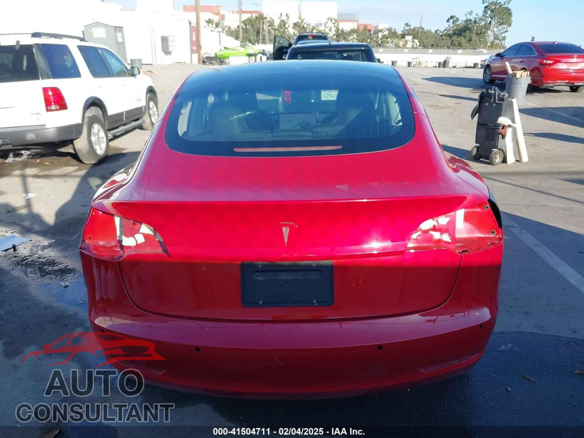 TESLA MODEL 3 2019 - 5YJ3E1EAXKF357762