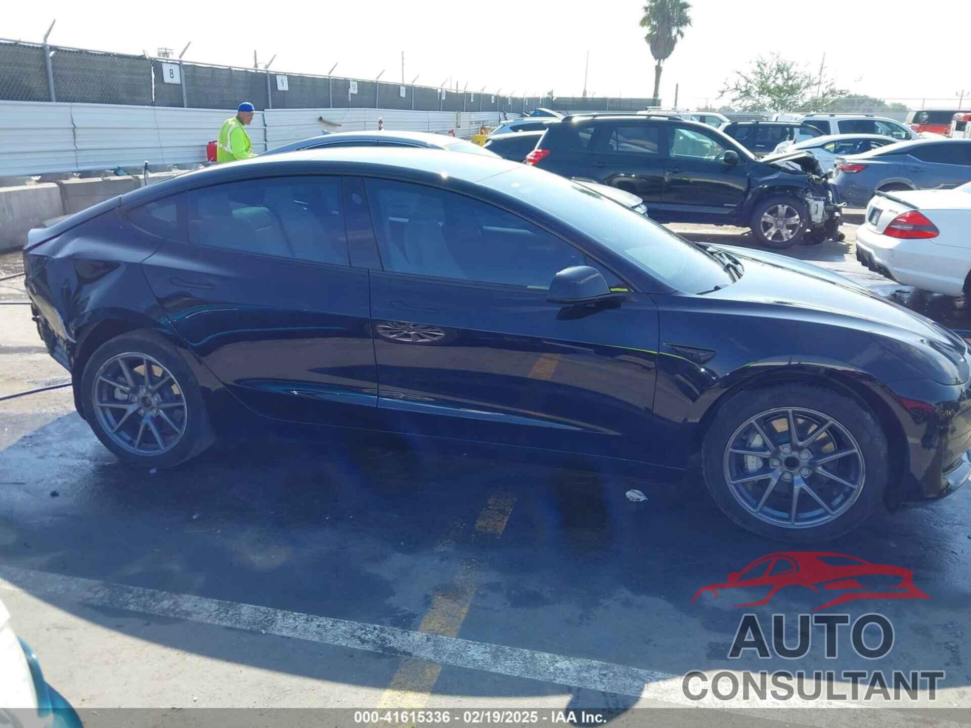 TESLA MODEL 3 2023 - 5YJ3E1EA9PF670602