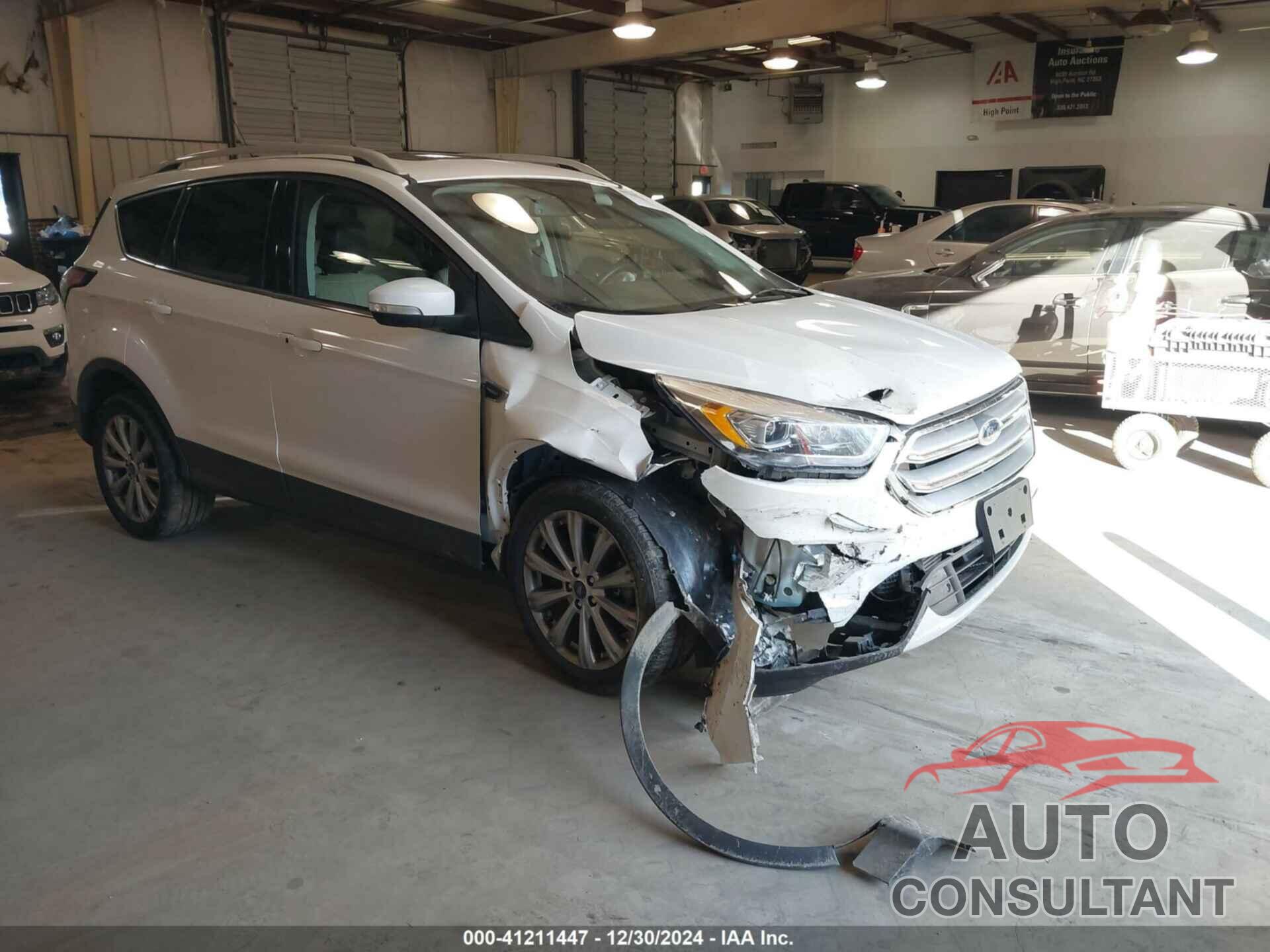 FORD ESCAPE 2018 - 1FMCU9J98JUD25004