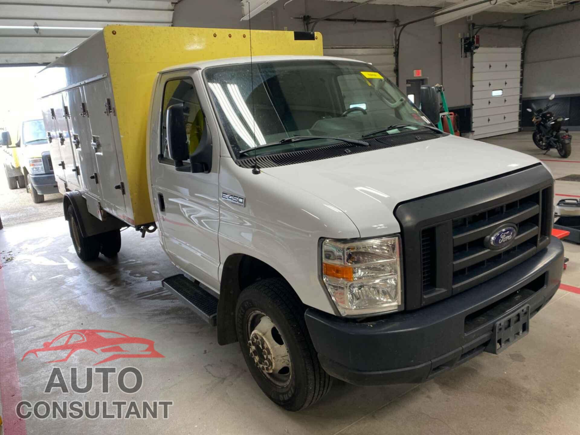 FORD ECONOLINE 2019 - 1FDXE4FS2KDC07738