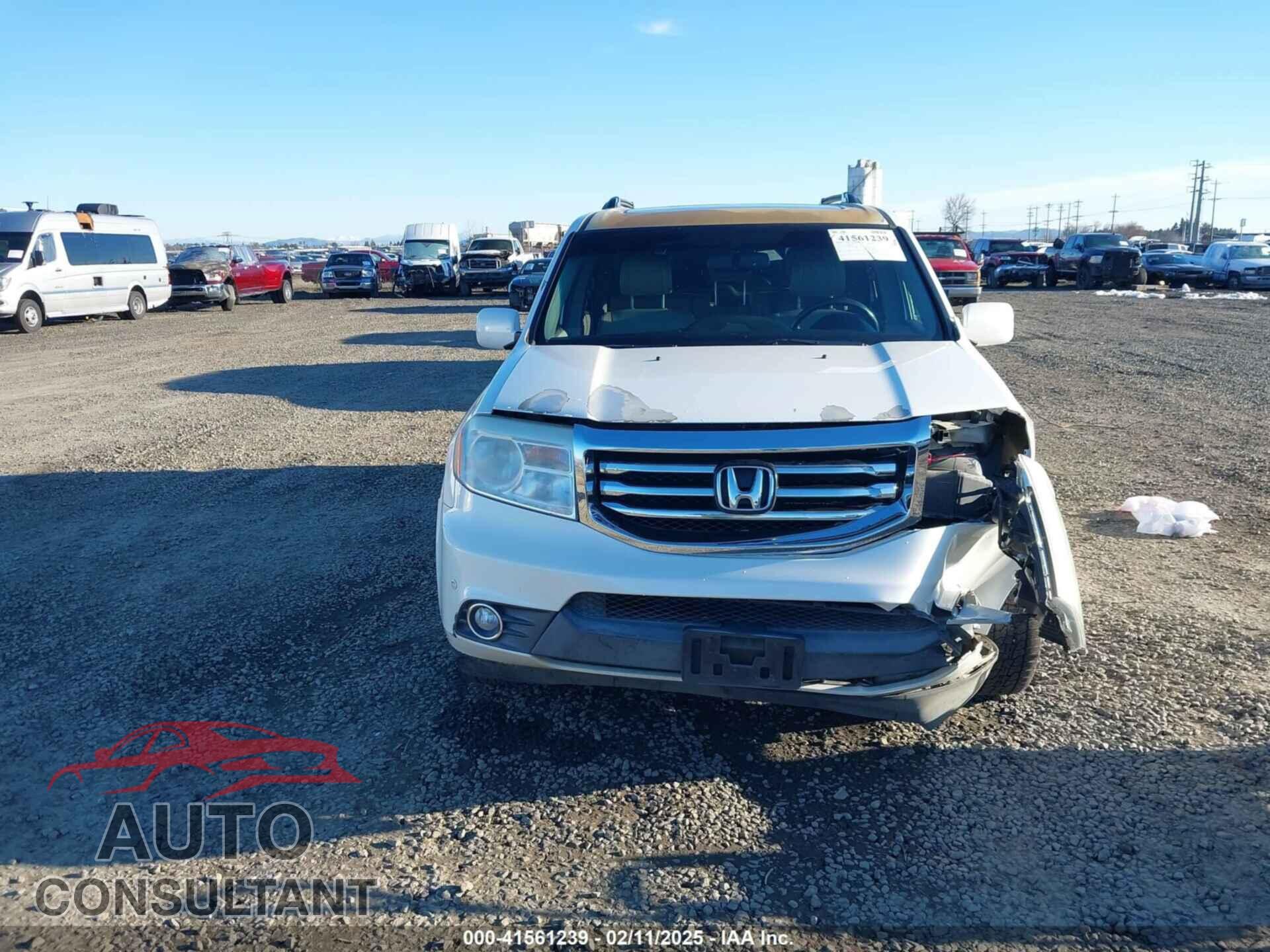 HONDA PILOT 2013 - 5FNYF4H96DB042451