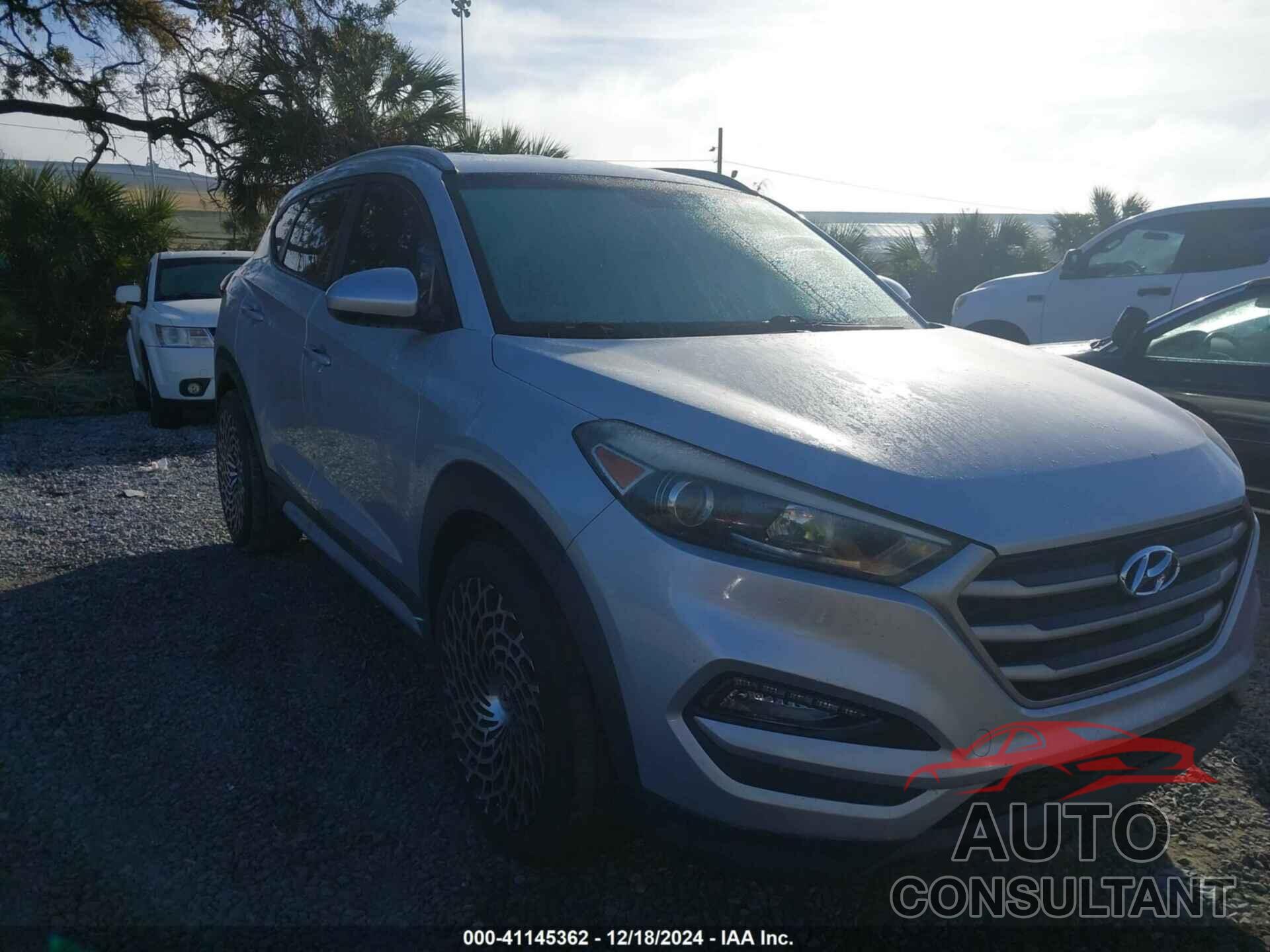 HYUNDAI TUCSON 2018 - KM8J3CA40JU736344