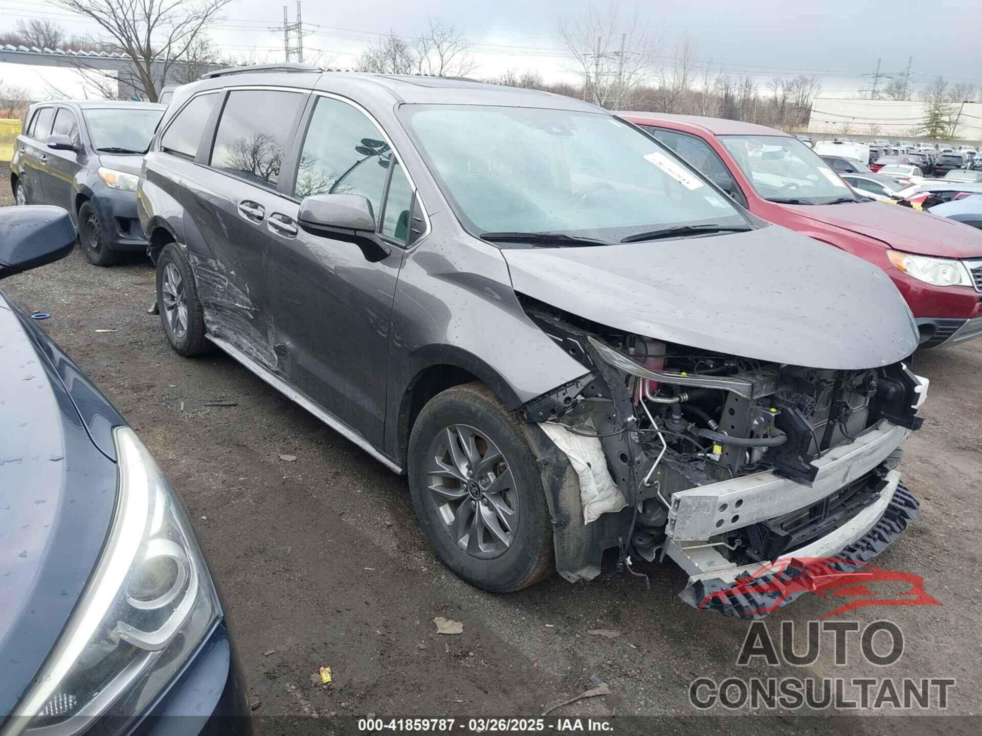 TOYOTA SIENNA 2022 - 5TDBRKEC8NS091617