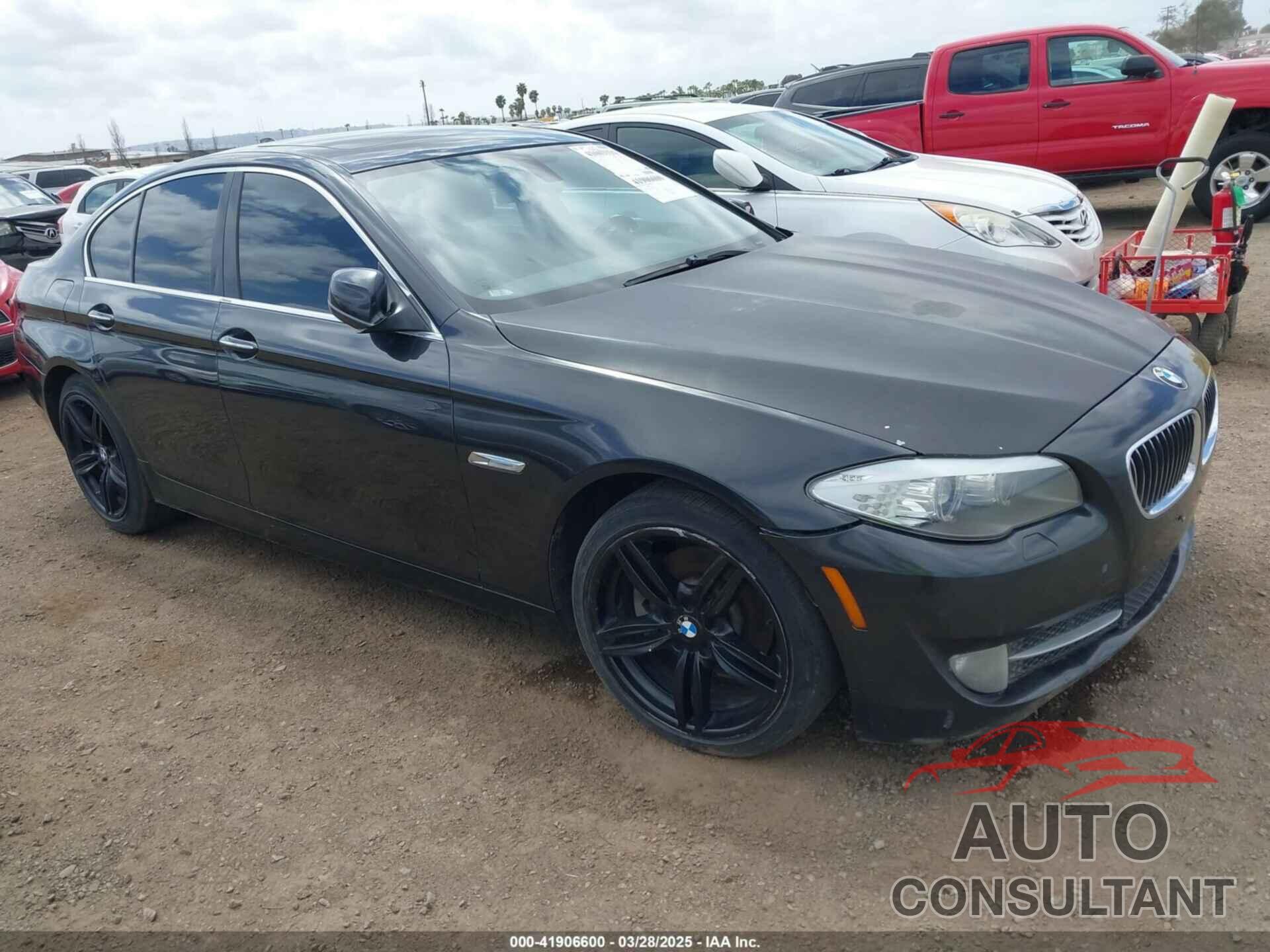 BMW 528I 2013 - WBAXG5C58DDY31076
