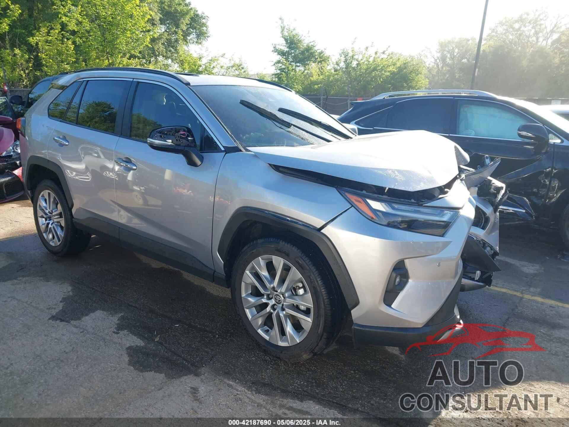 TOYOTA RAV4 2023 - 2T3N1RFV1PC390107