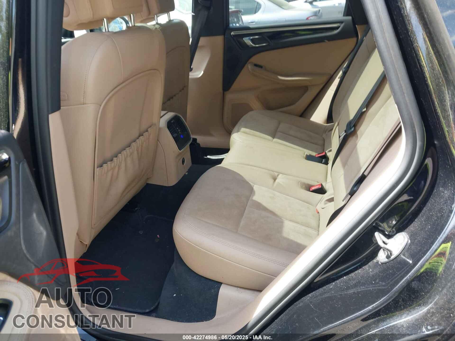 PORSCHE MACAN 2021 - WP1AA2A56MLB09122