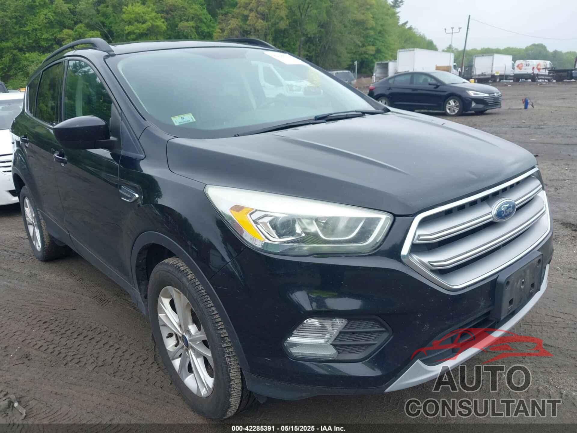 FORD ESCAPE 2017 - 1FMCU9GD7HUC57705