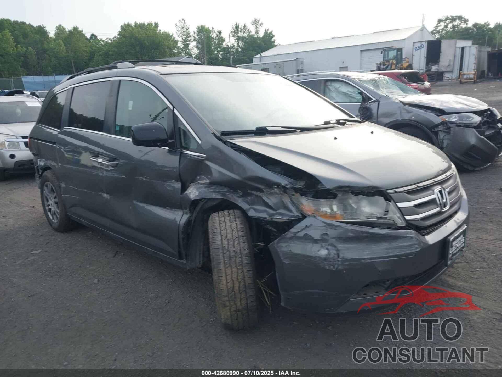 HONDA ODYSSEY 2013 - 5FNRL5H60DB032748