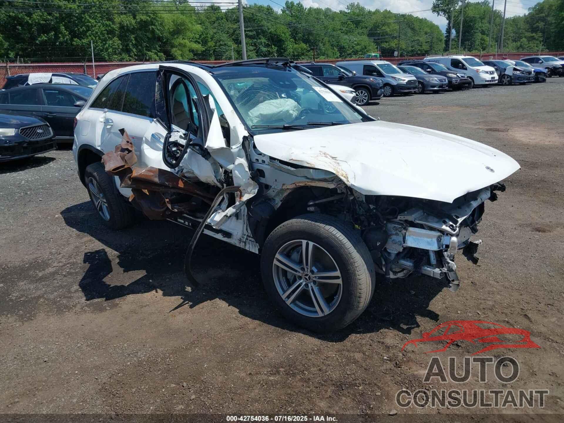 MERCEDES-BENZ GLC 300 2022 - W1N0G8EB1NV352060