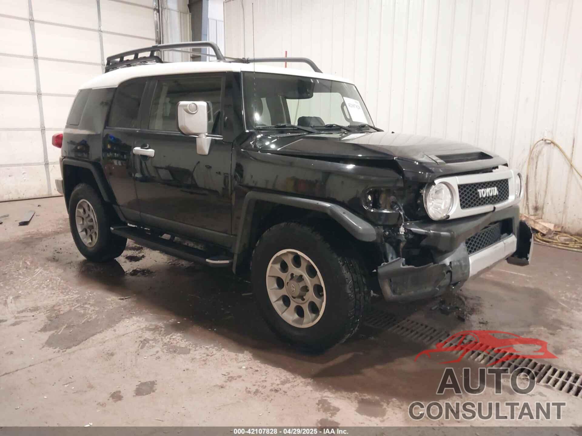 TOYOTA FJ CRUISER 2013 - JTEBU4BF1DK164322