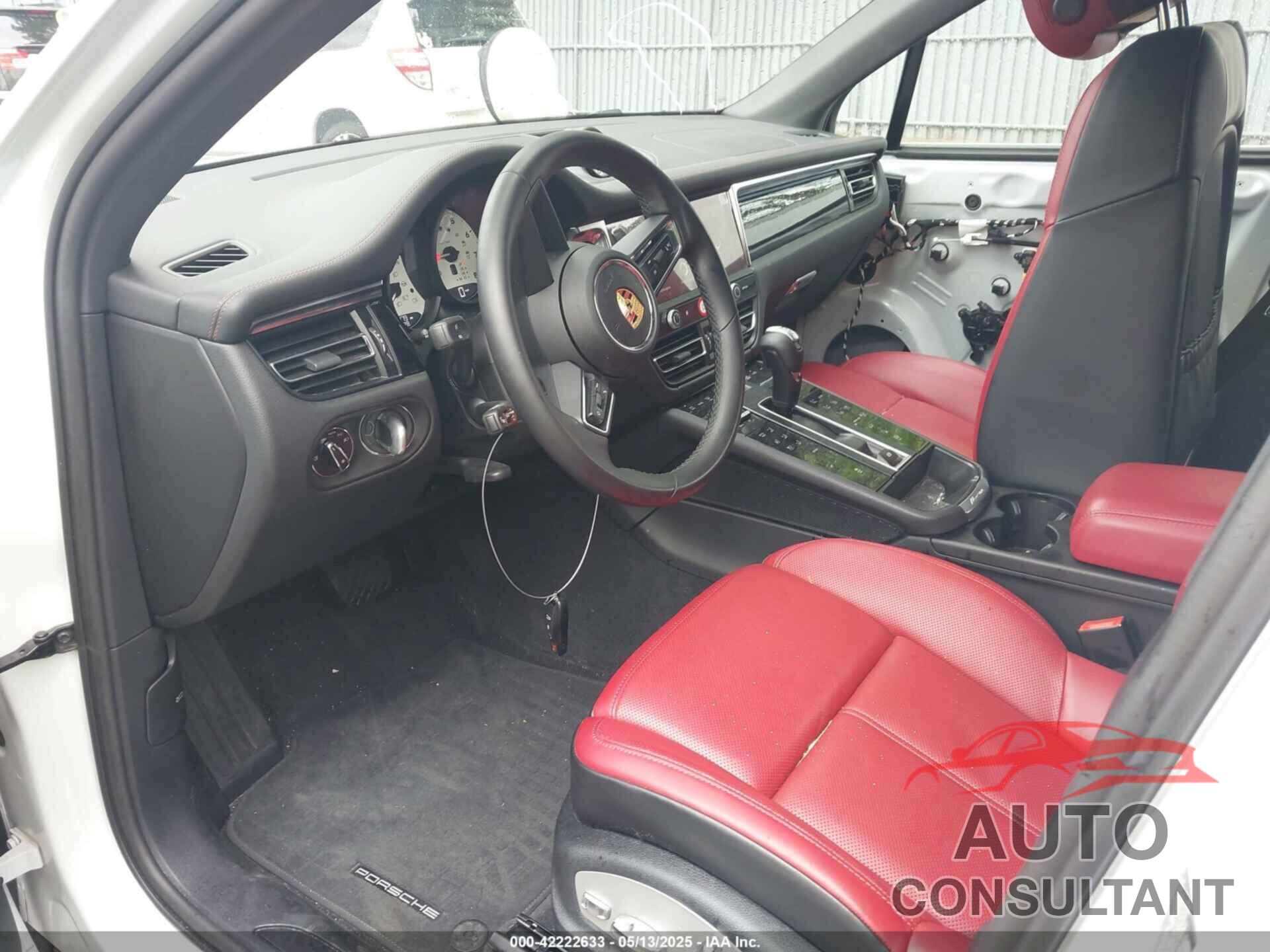 PORSCHE MACAN 2023 - WP1AA2A5XPLB21908