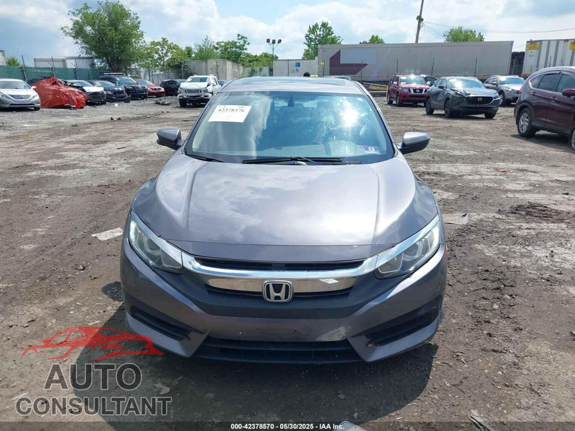HONDA CIVIC 2017 - 19XFC2F75HE219346