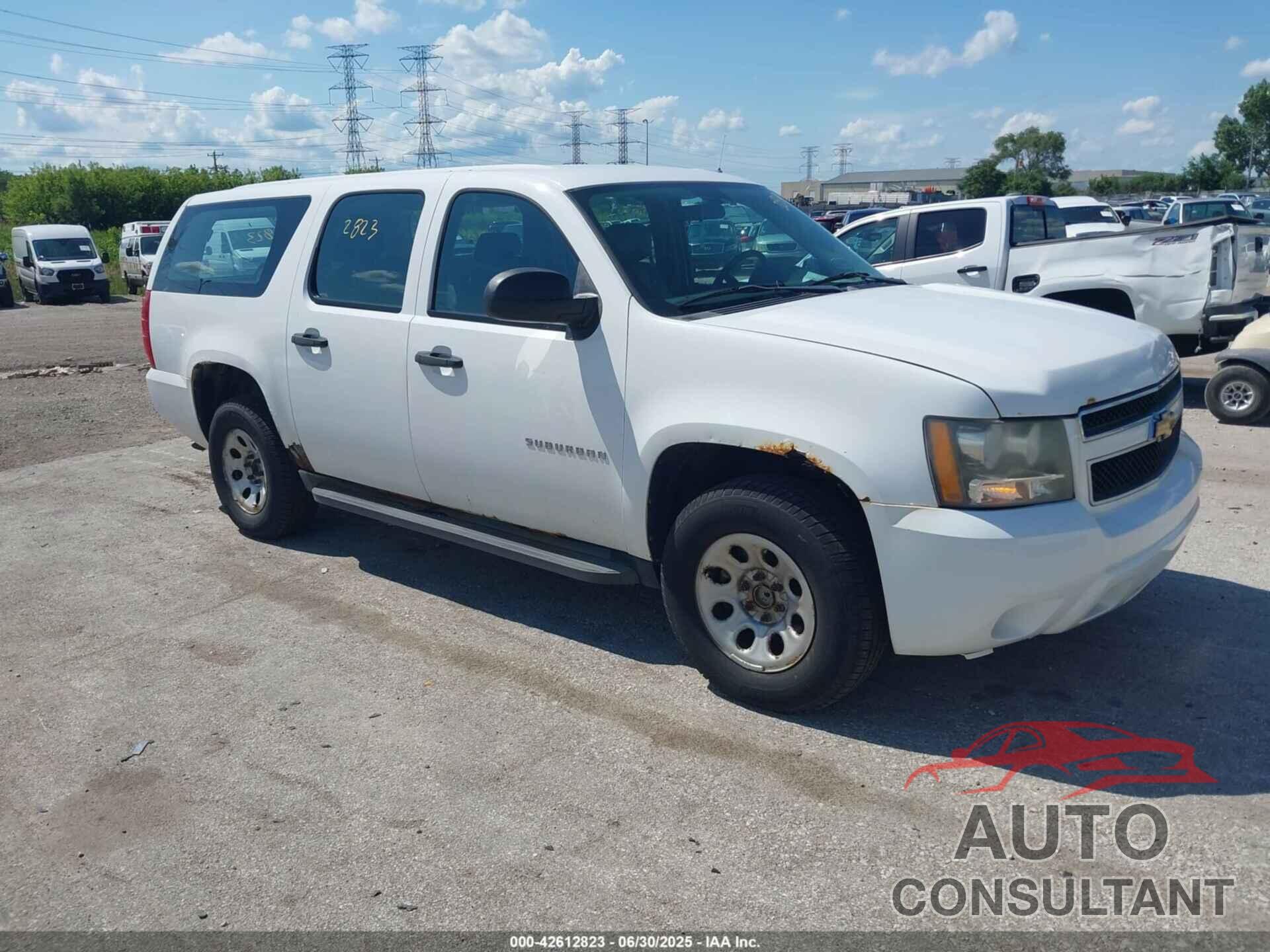 CHEVROLET SUBURBAN 1500 2010 - 1GNUCHE00AR264386