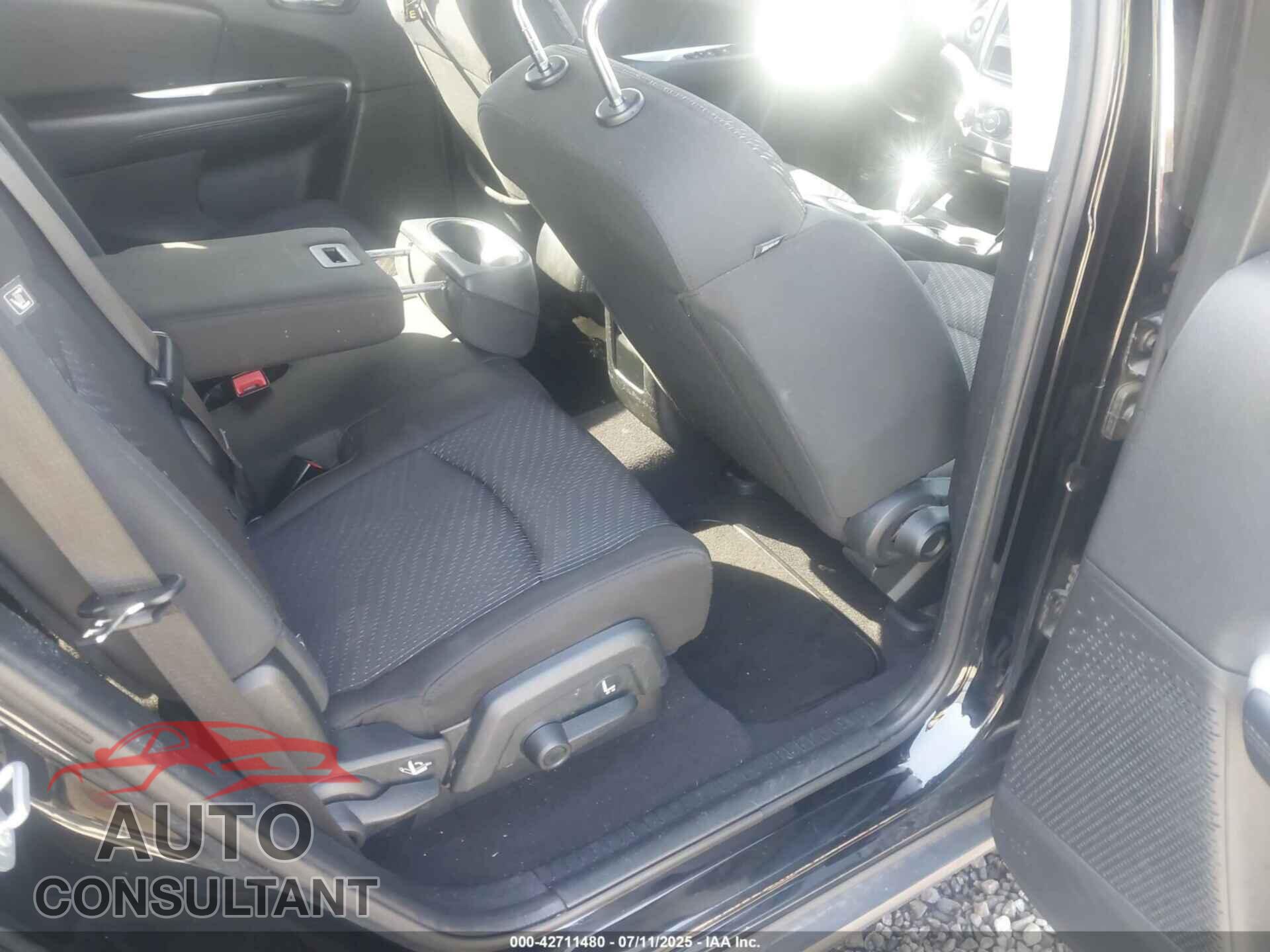 DODGE JOURNEY 2017 - 3C4PDCAB2HT520123