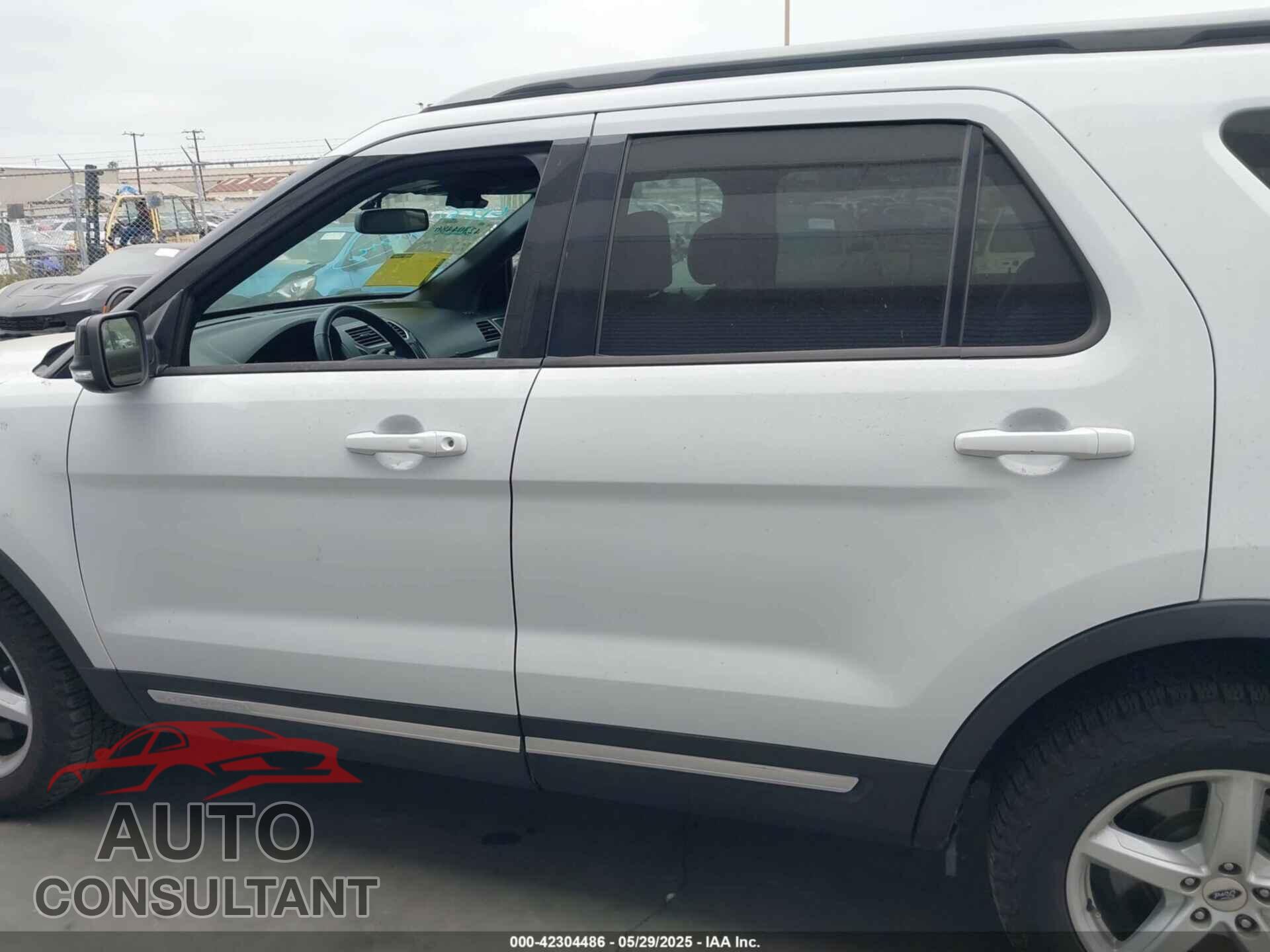 FORD EXPLORER 2017 - 1FM5K8D80HGE38496