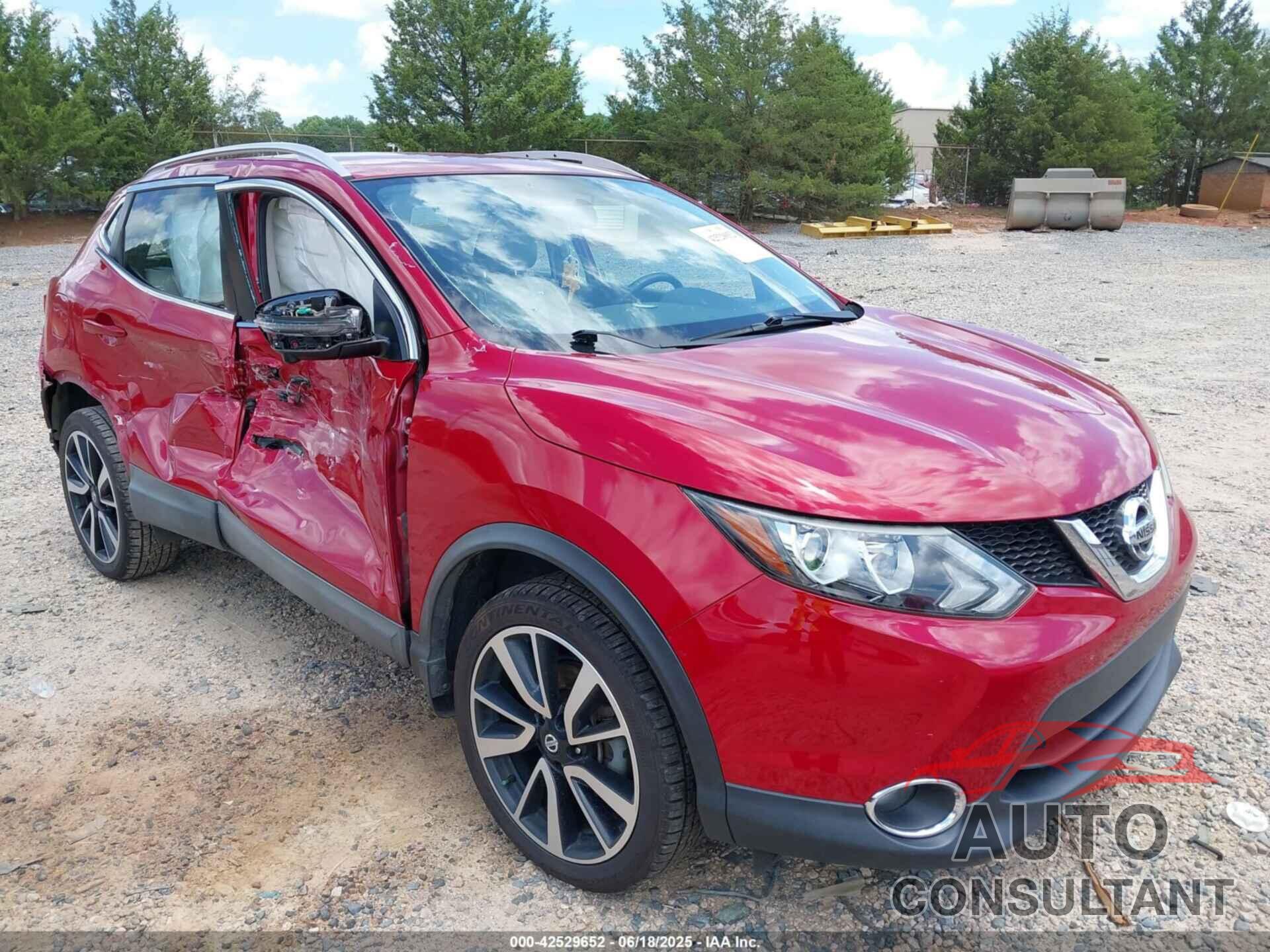 NISSAN ROGUE SPORT 2017 - JN1BJ1CP5HW007977