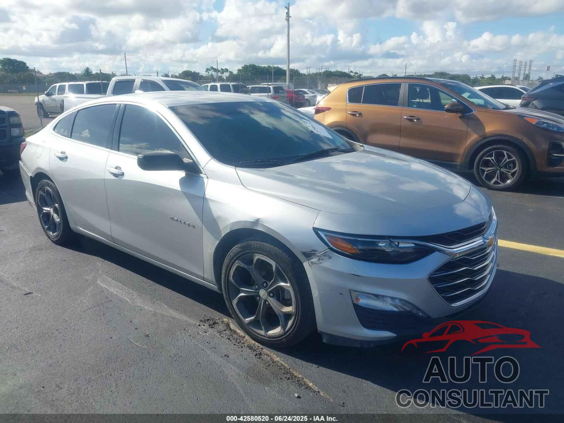 CHEVROLET MALIBU 2020 - 1G1ZD5ST6LF101506