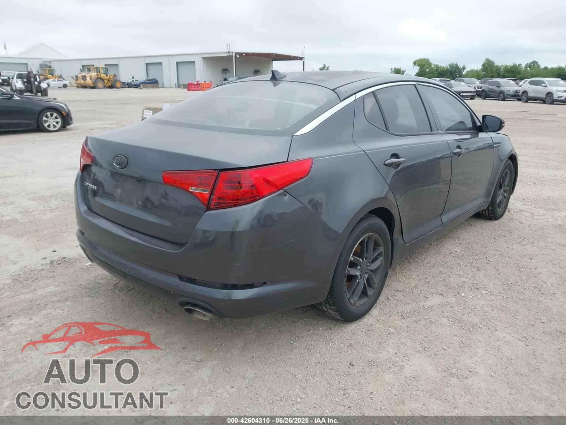 KIA OPTIMA 2011 - KNAGM4A73B5111053