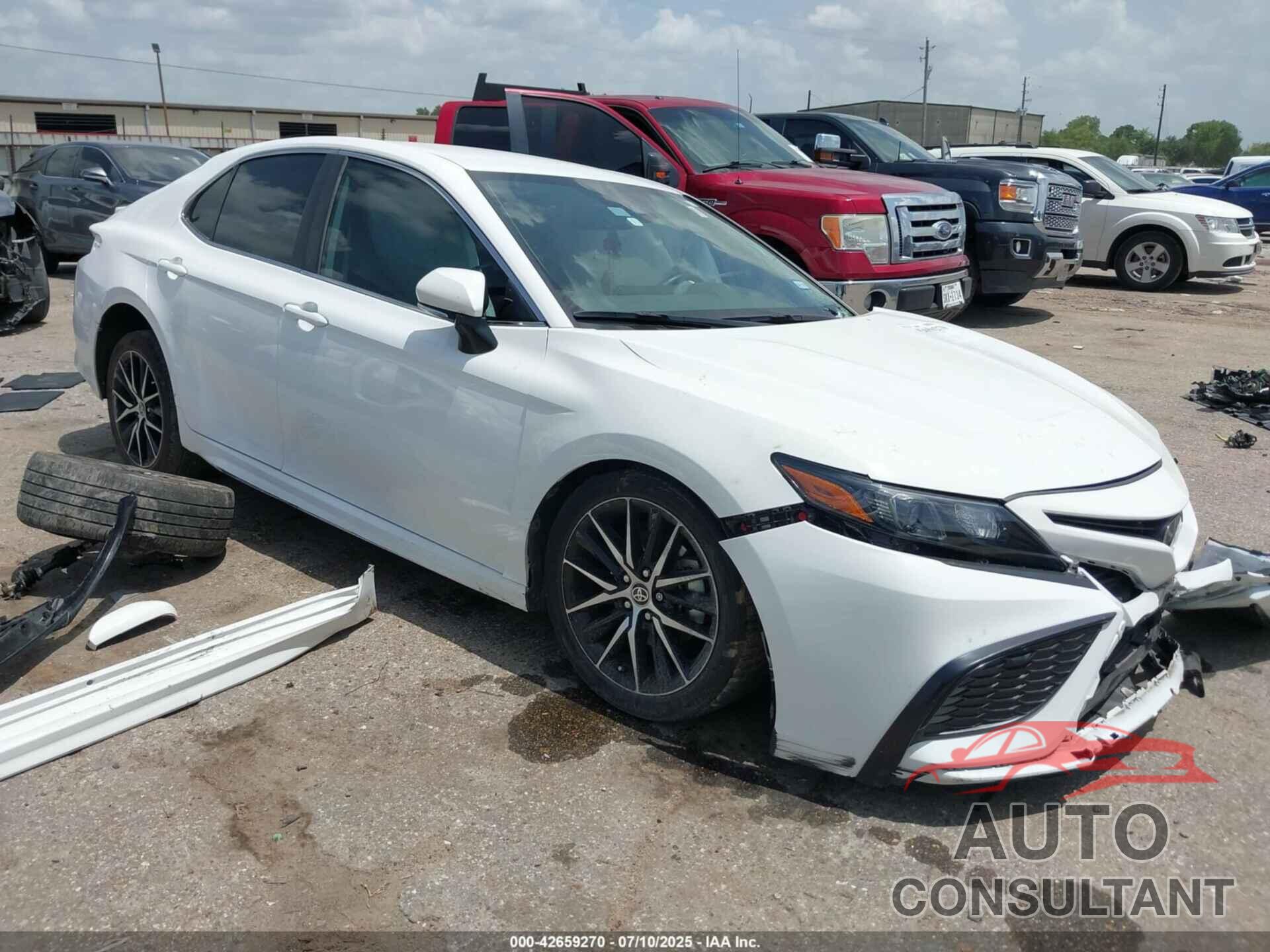 TOYOTA CAMRY 2023 - 4T1T11AKXPU723160