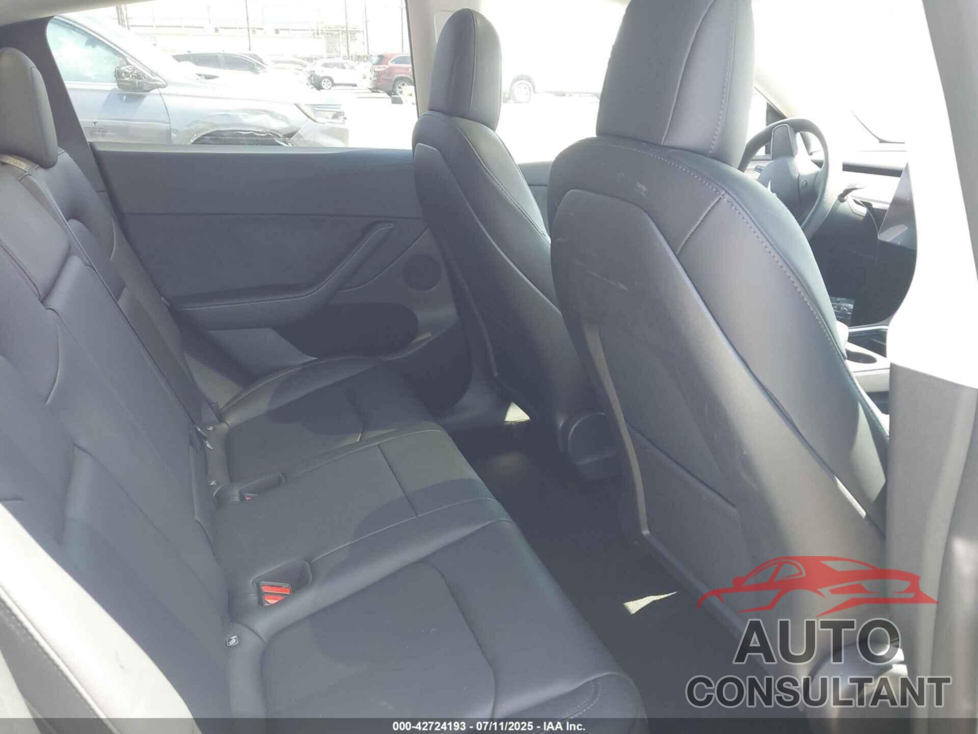 TESLA MODEL Y 2022 - 7SAYGDEE3NF545146