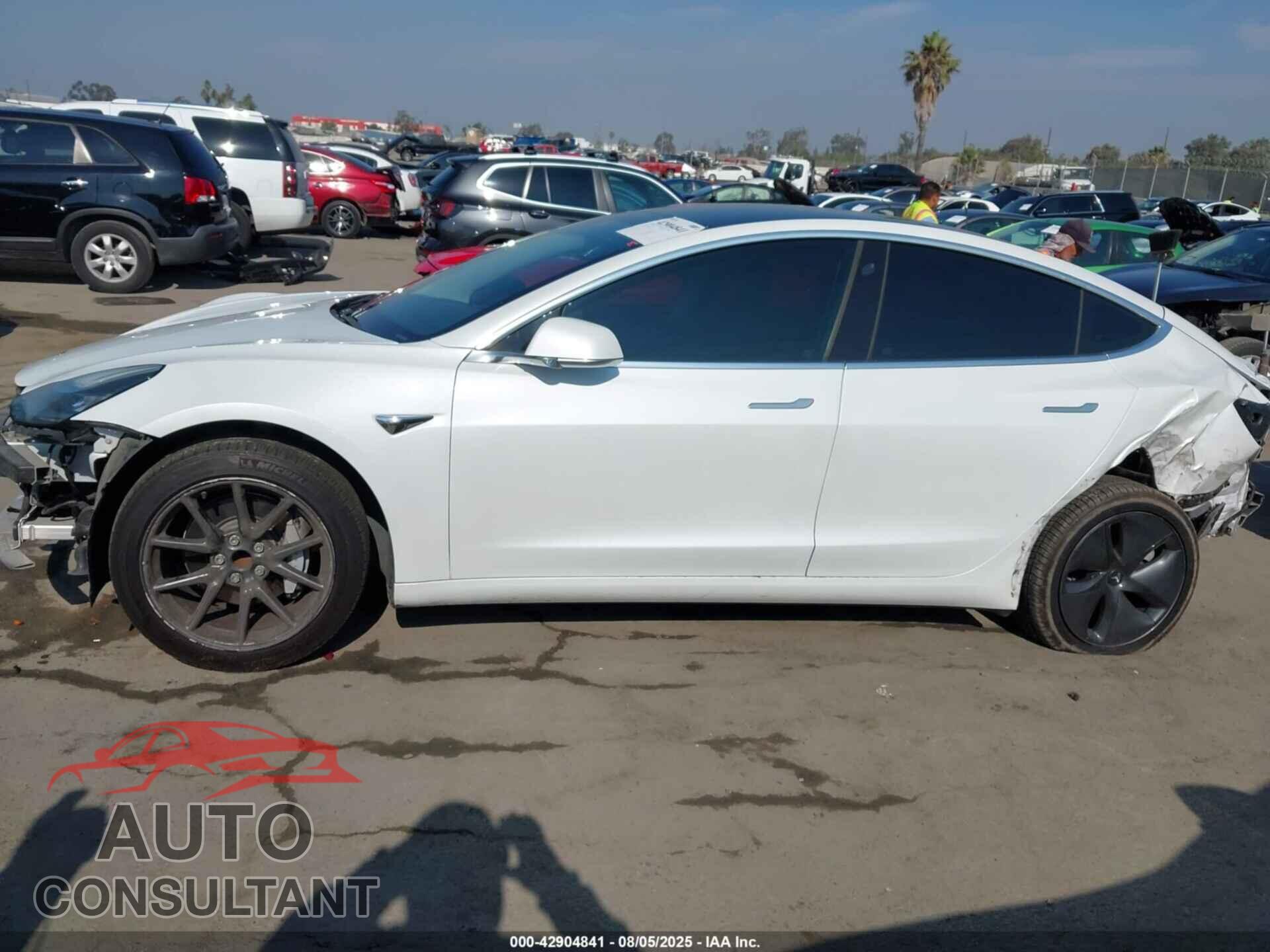 TESLA MODEL 3 2020 - 5YJ3E1EA4LF633404