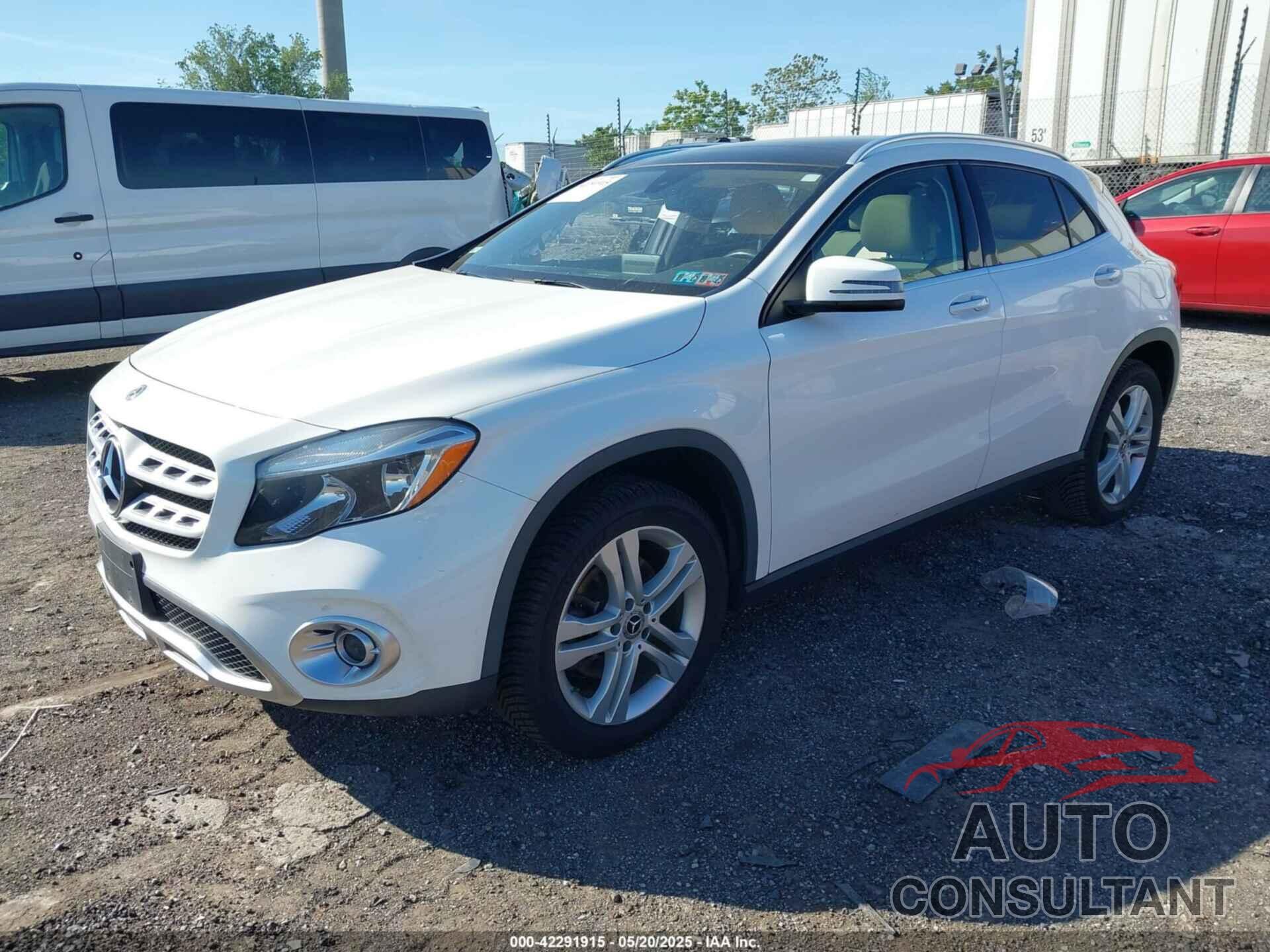 MERCEDES-BENZ GLA 250 2019 - WDCTG4GBXKU003890