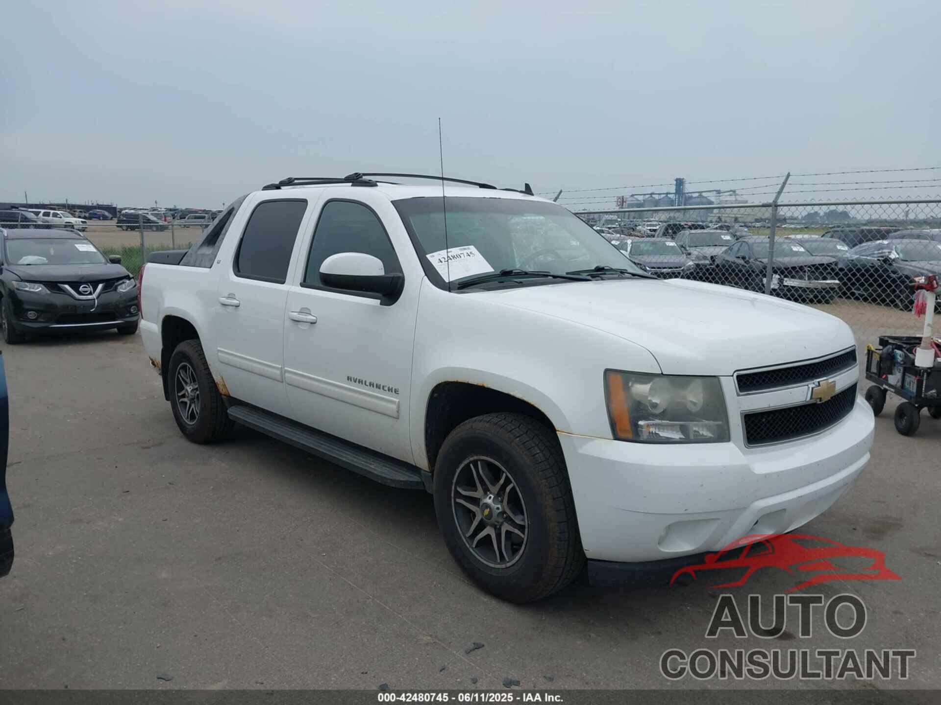 CHEVROLET AVALANCHE 1500 2011 - 3GNTKFE32BG262086