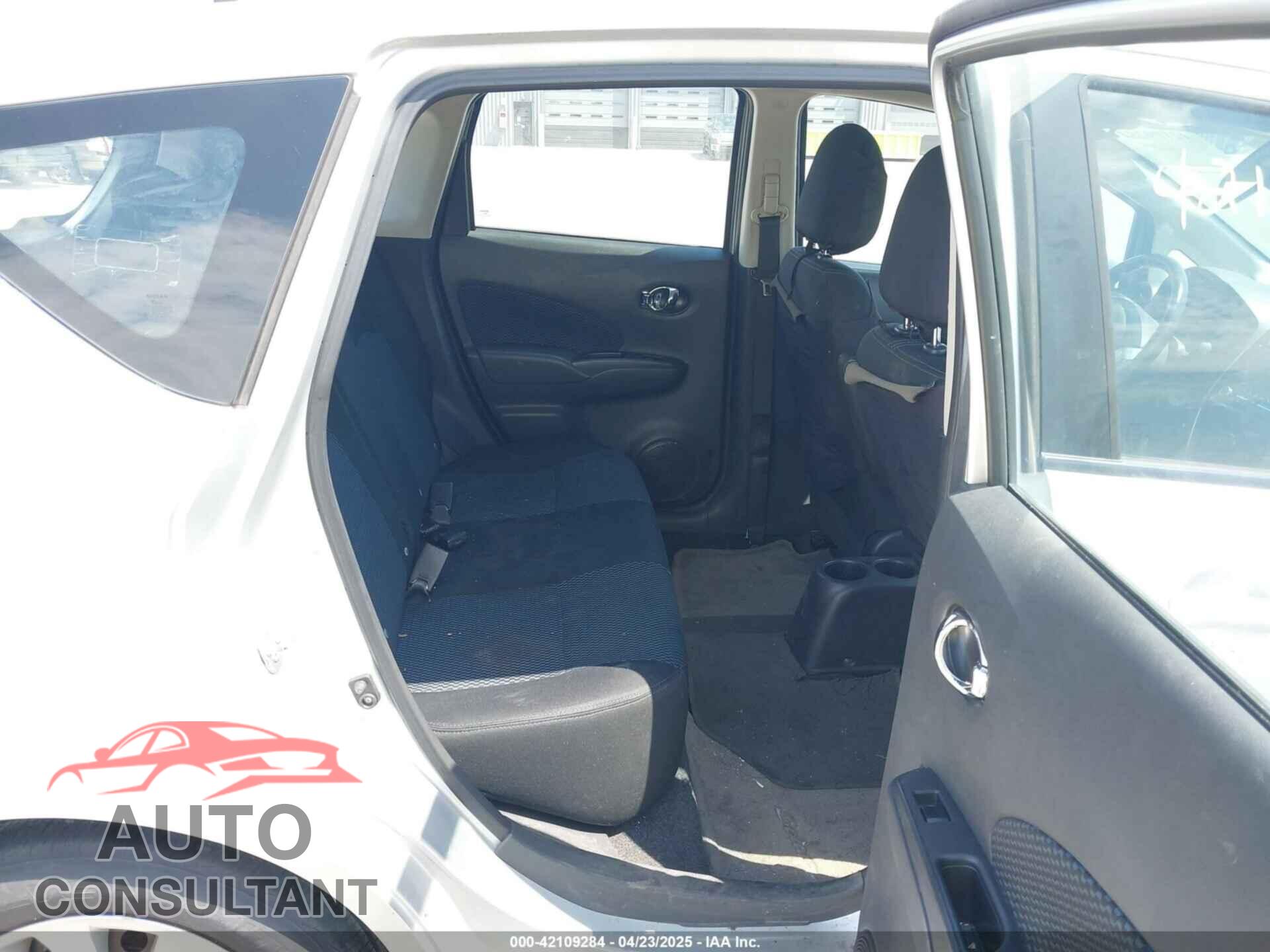 NISSAN VERSA NOTE 2015 - 3N1CE2CP1FL373470