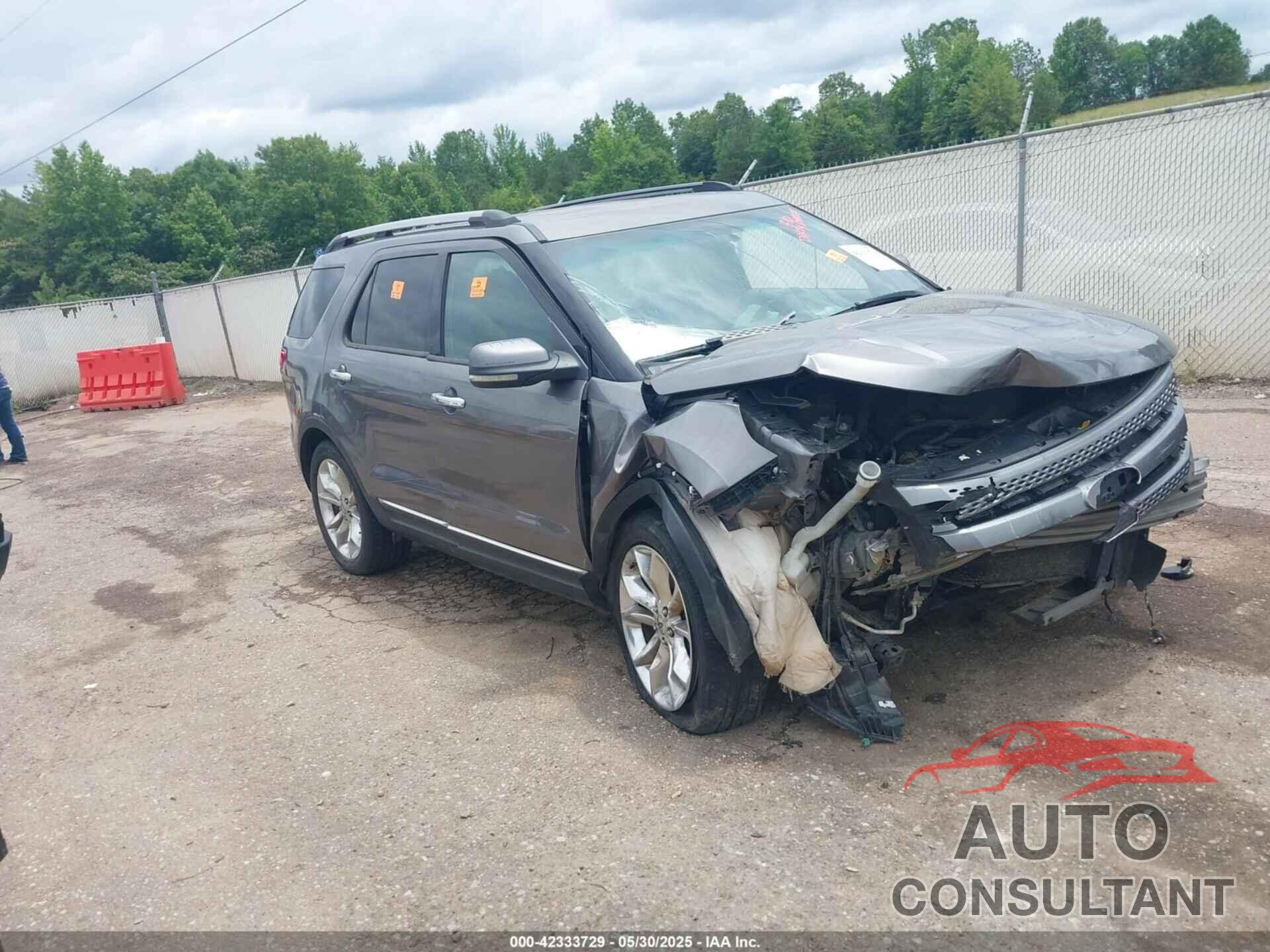 FORD EXPLORER 2011 - 1FMHK8F82BGA44676