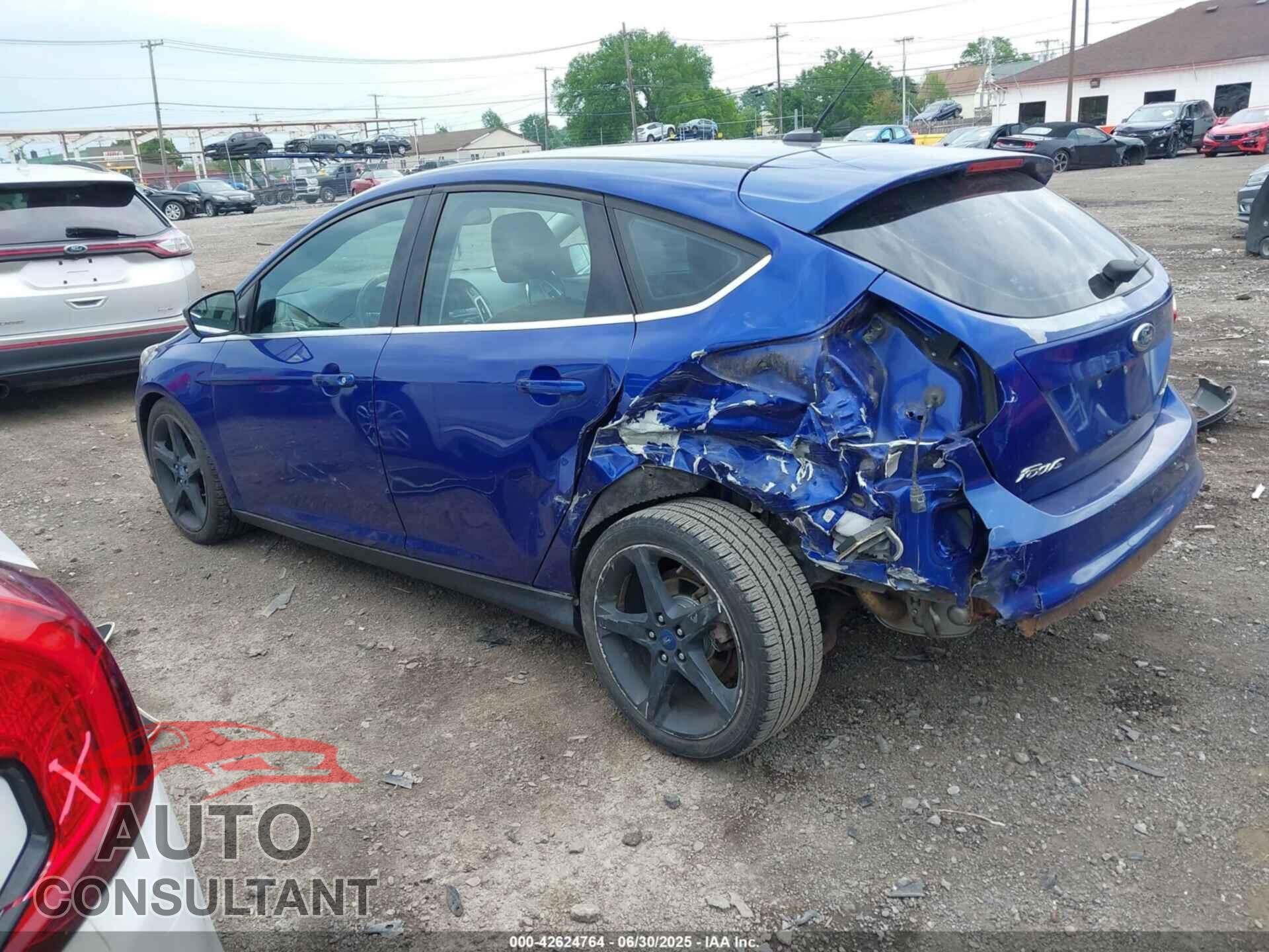 FORD FOCUS 2012 - 1FAHP3N24CL283473