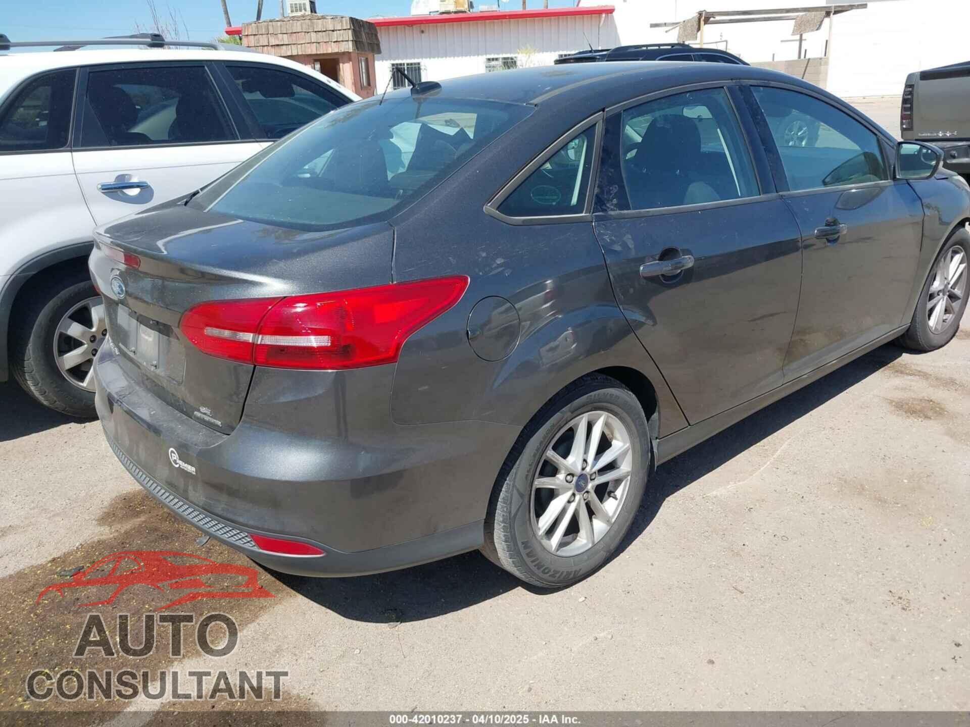 FORD FOCUS 2016 - 1FADP3F22GL369738