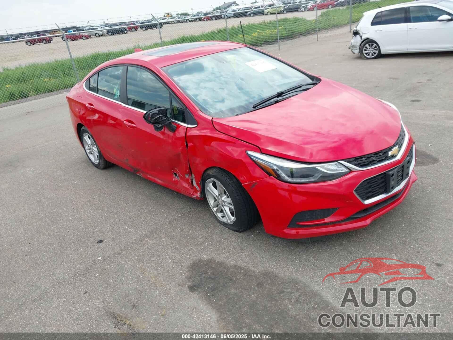 CHEVROLET CRUZE 2018 - 1G1BE5SM4J7163596