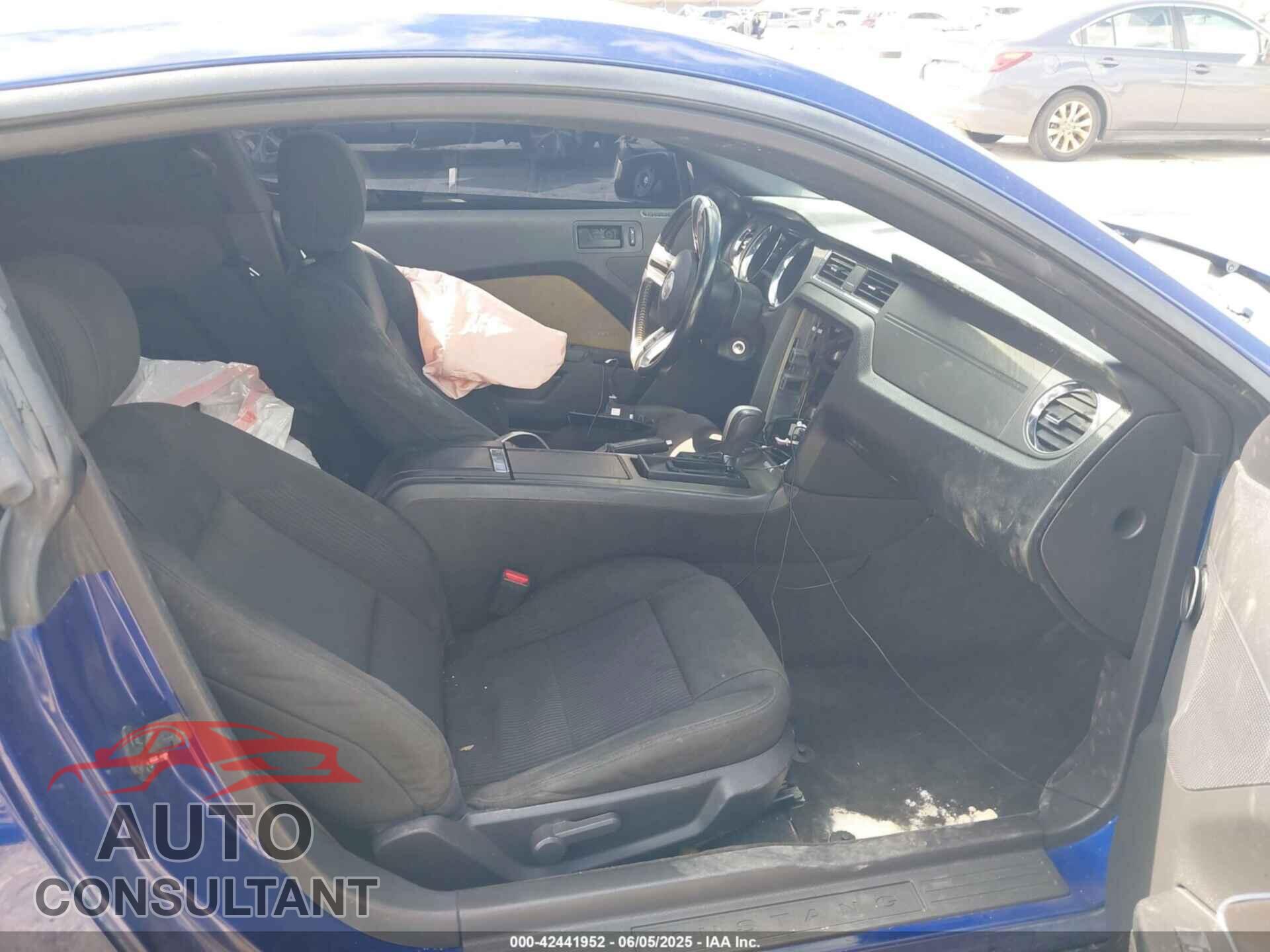 FORD MUSTANG 2014 - 1ZVBP8AM4E5316397