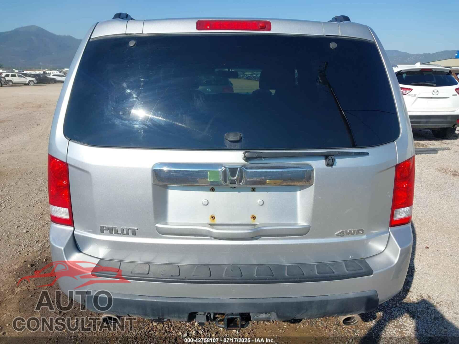 HONDA PILOT 2011 - 5FNYF4H67BB036791