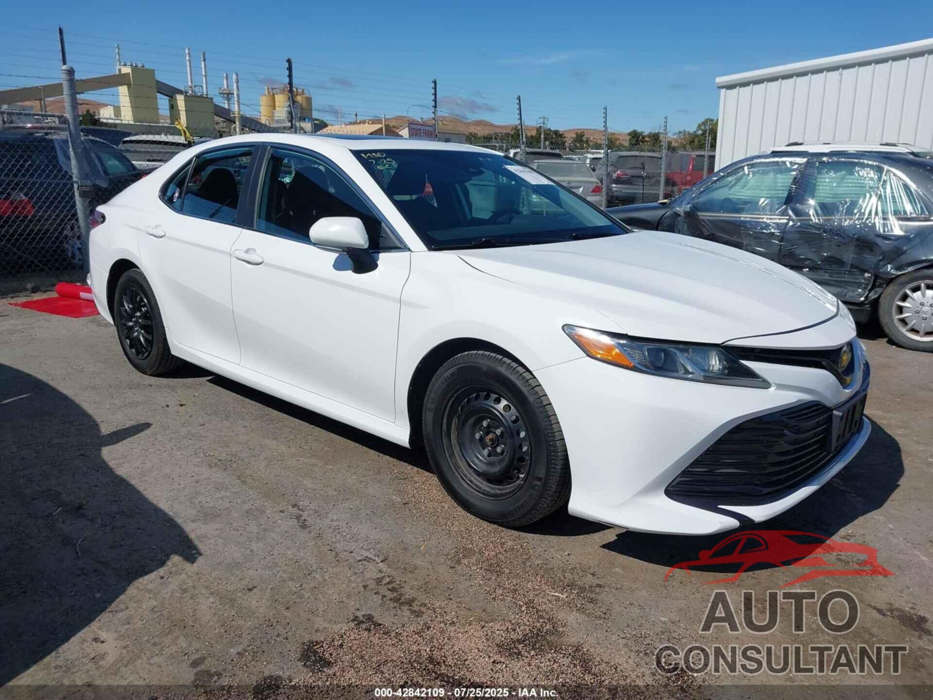 TOYOTA CAMRY 2020 - 4T1E31AK7LU529764