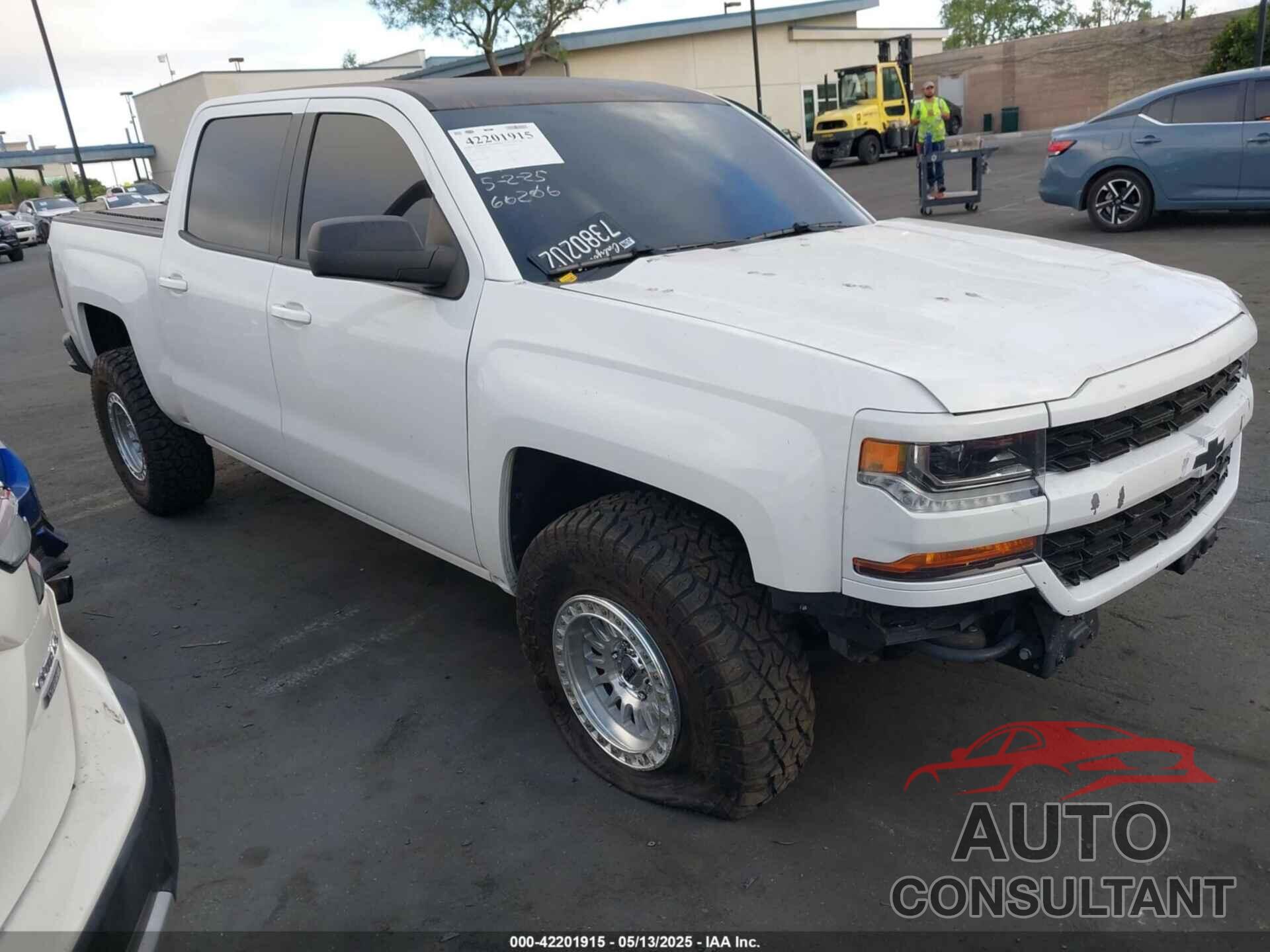 CHEVROLET SILVERADO 1500 2018 - 3GCPCNECXJG390544