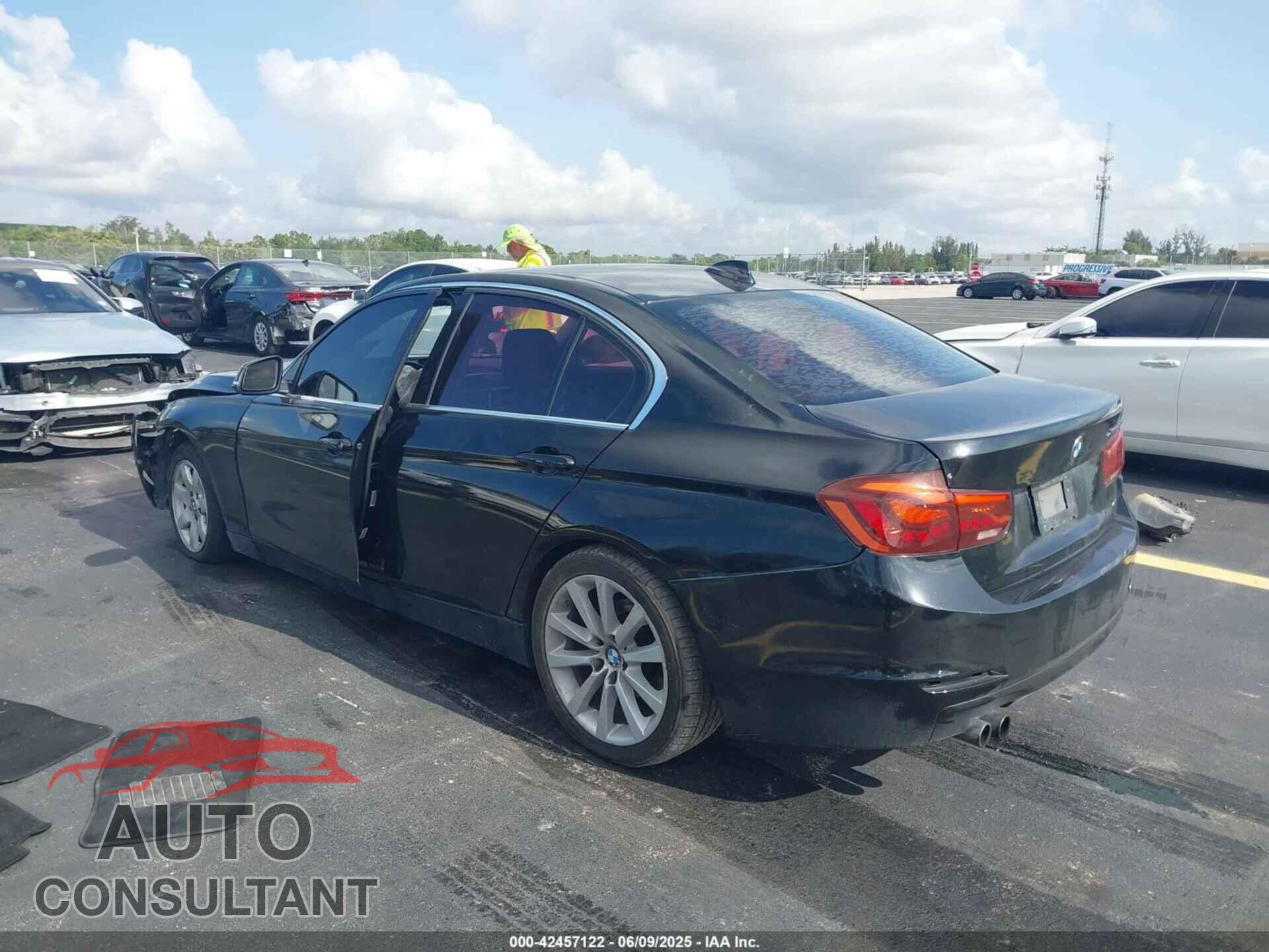 BMW 328I 2013 - WBA3B3C59DJ810112